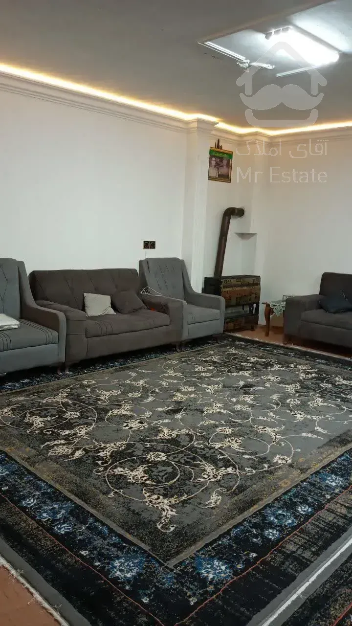 دوبلکس ۸۰ متر زیر بنا ۳۰ متر حیاط