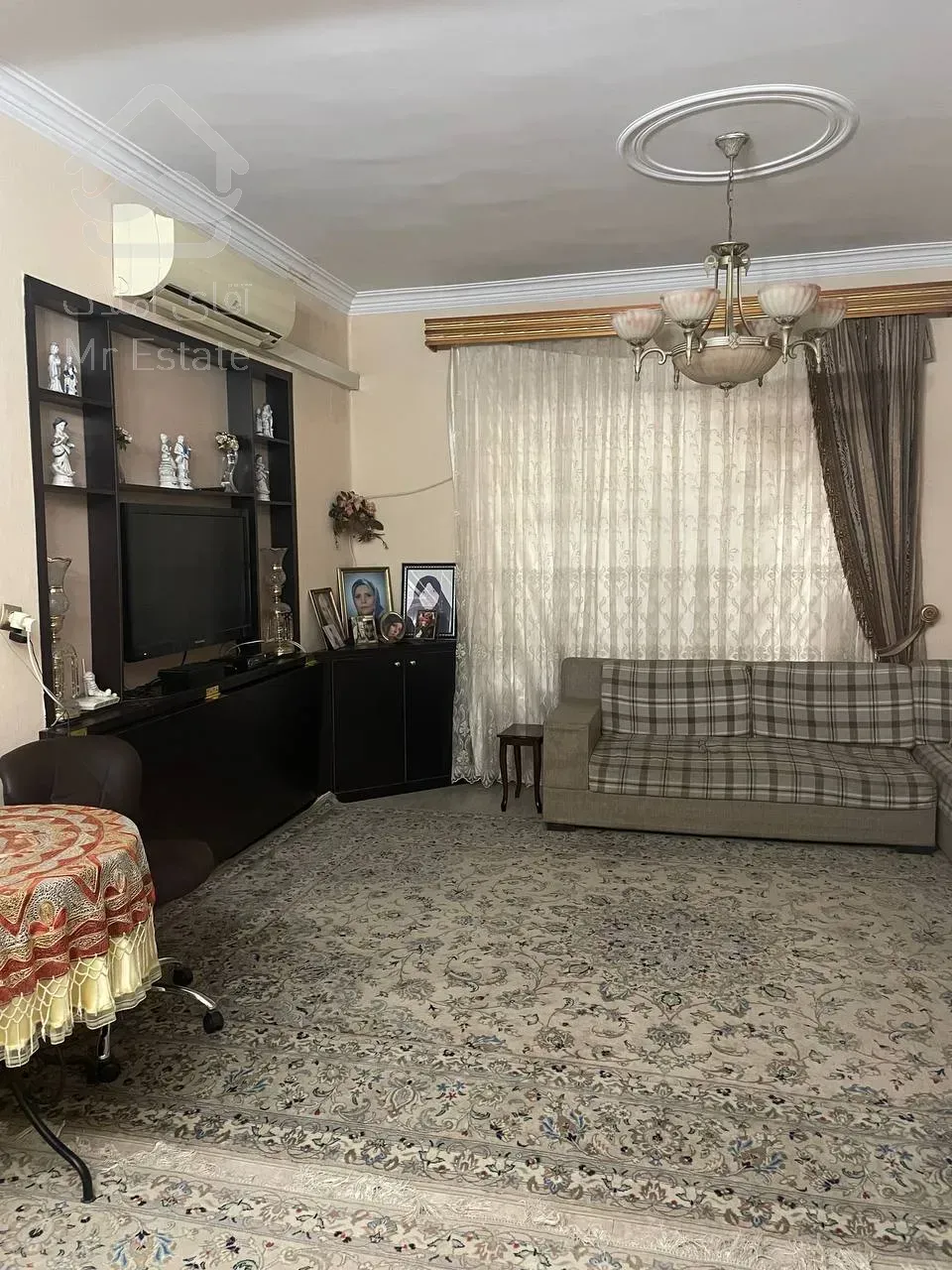 108 متر بروجردی