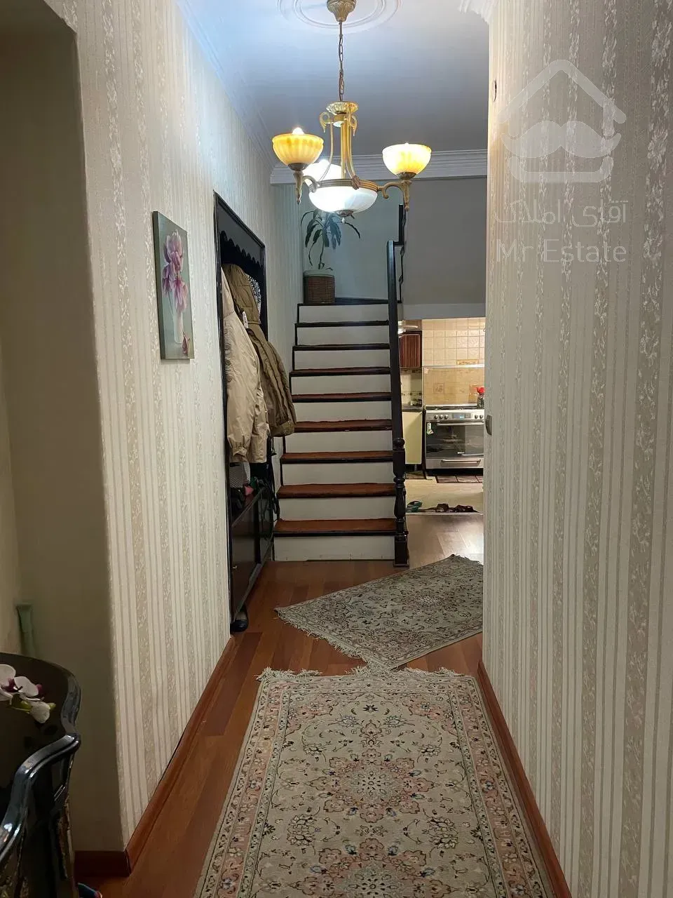 108 متر بروجردی