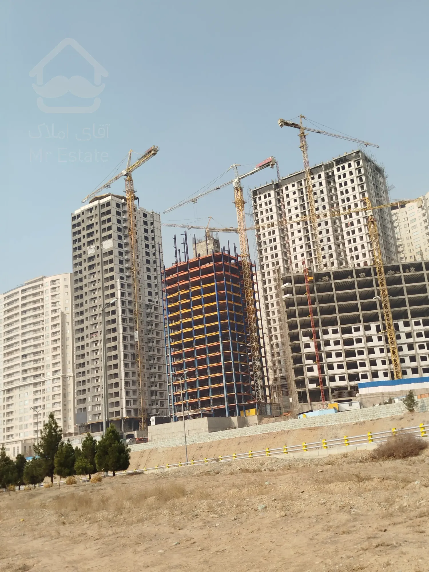 فروش آپارتمان ۱۲۱متری فول امکانات باطراحی مهندسی