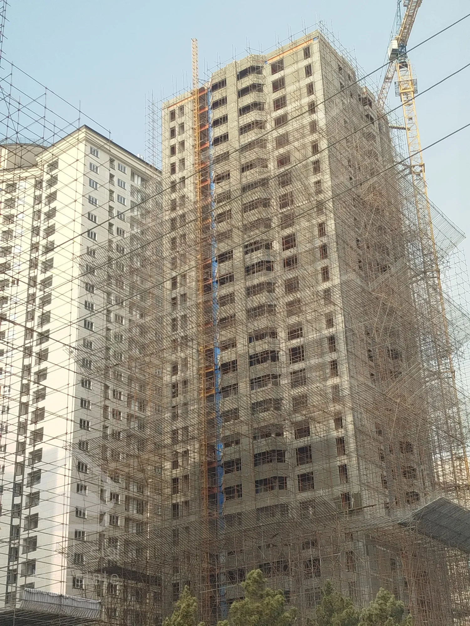 فروش آپارتمان ۱۲۱متری فول امکانات باطراحی مهندسی