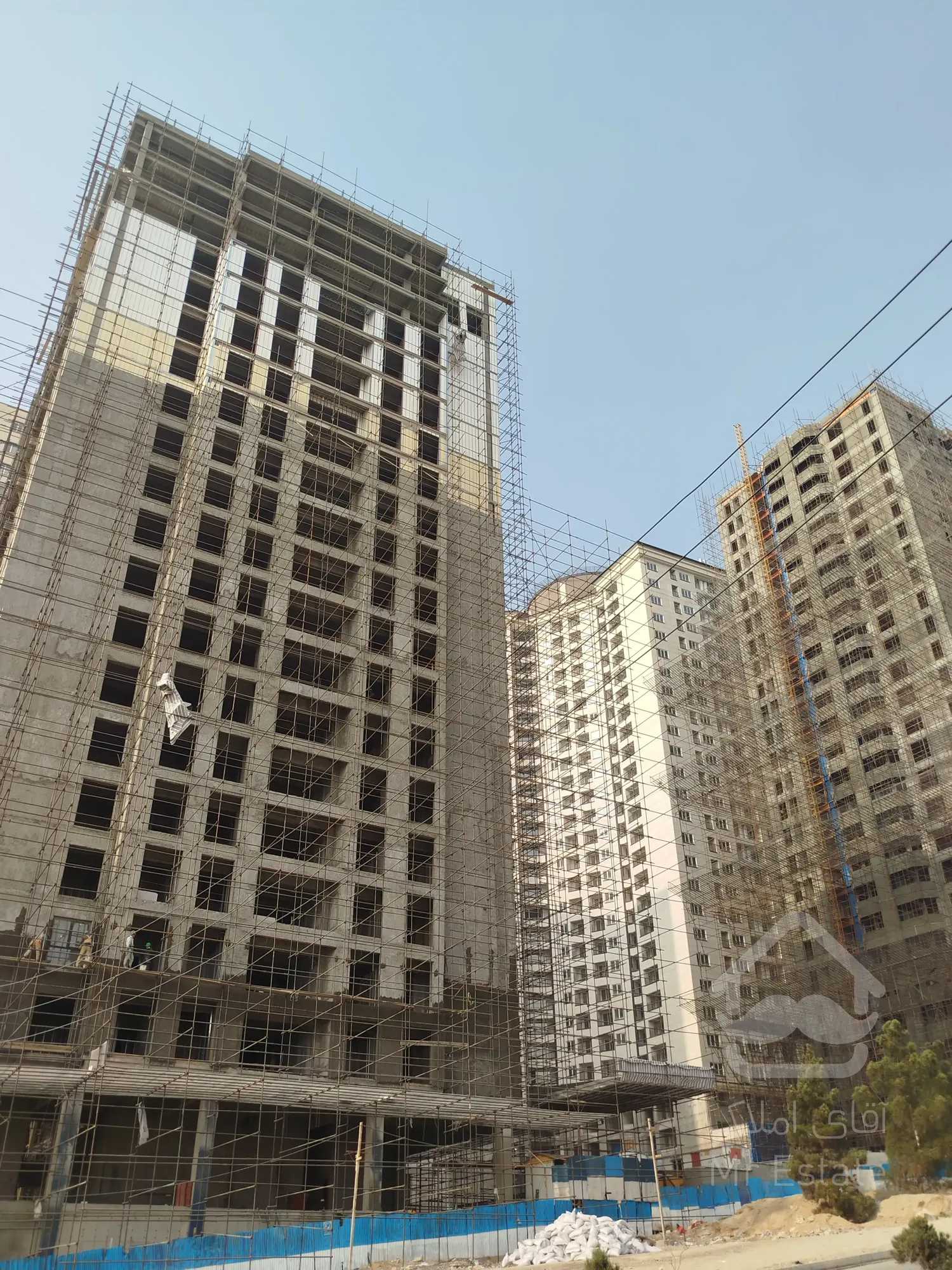 فروش آپارتمان ۱۲۱متری فول امکانات باطراحی مهندسی