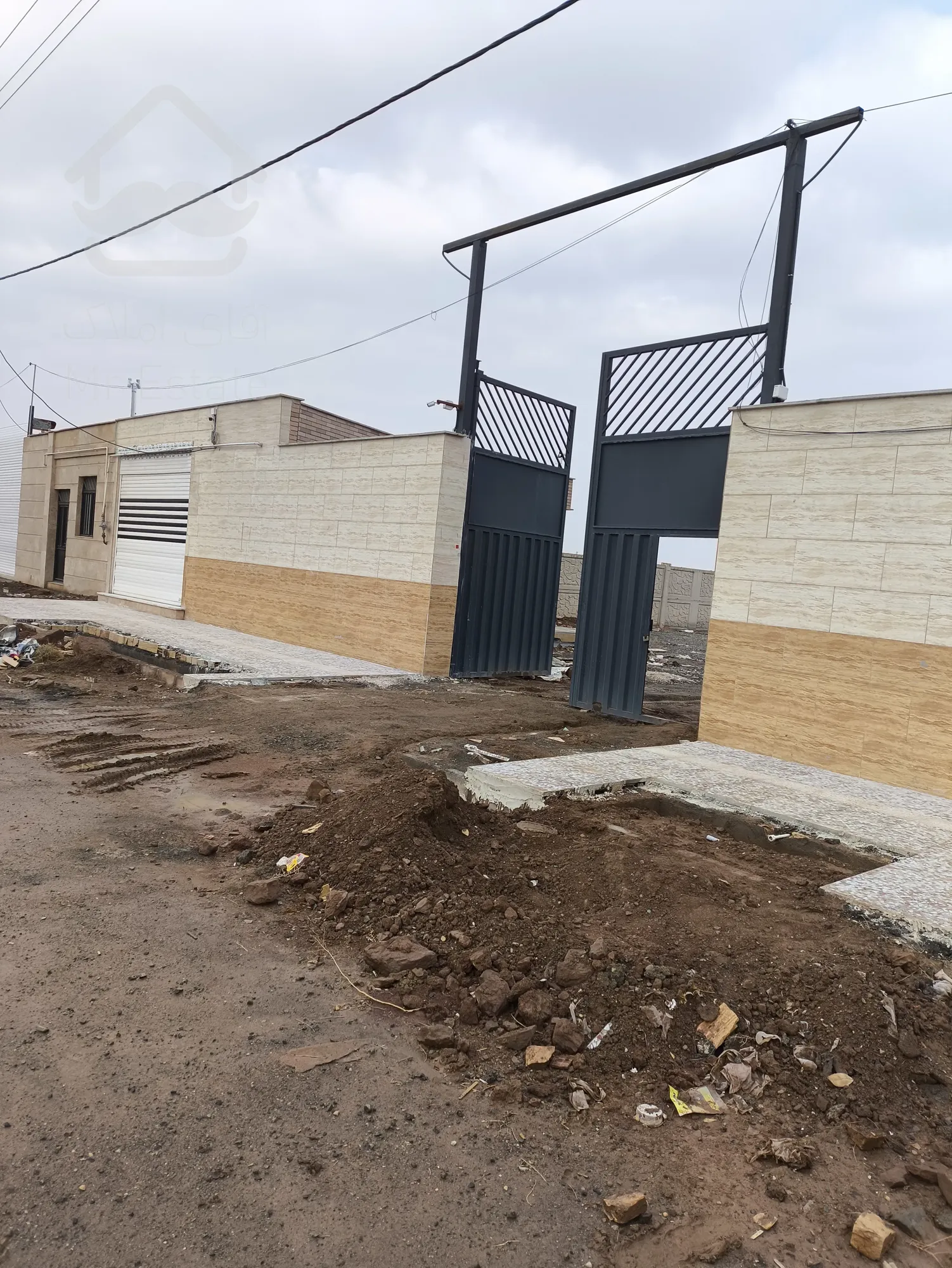 فروش گاراژ 1000متری در شهرک صنوف