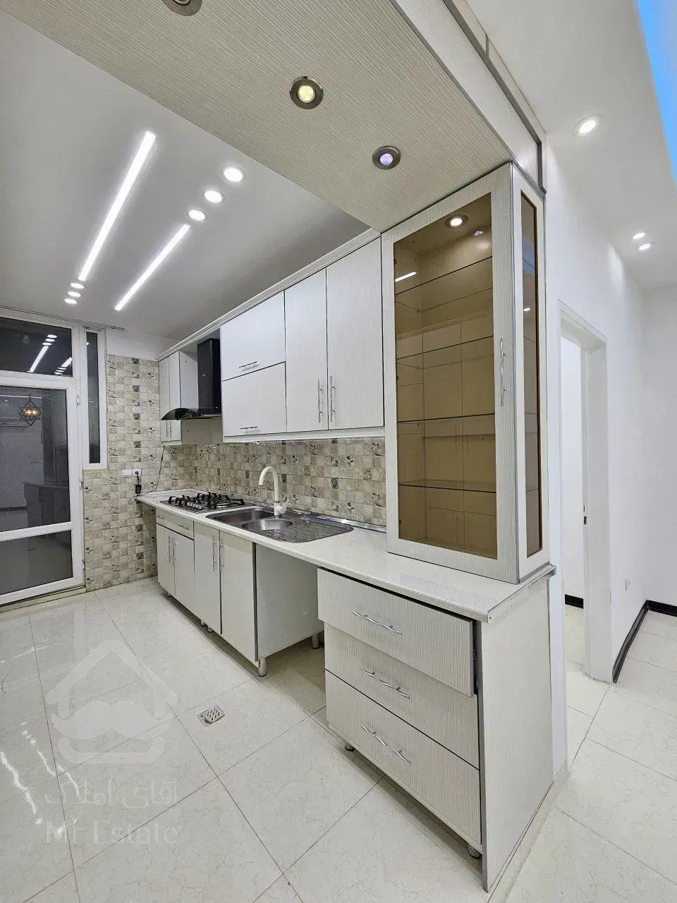 فروش آپارتمان ۷۰ _متری دو خواب