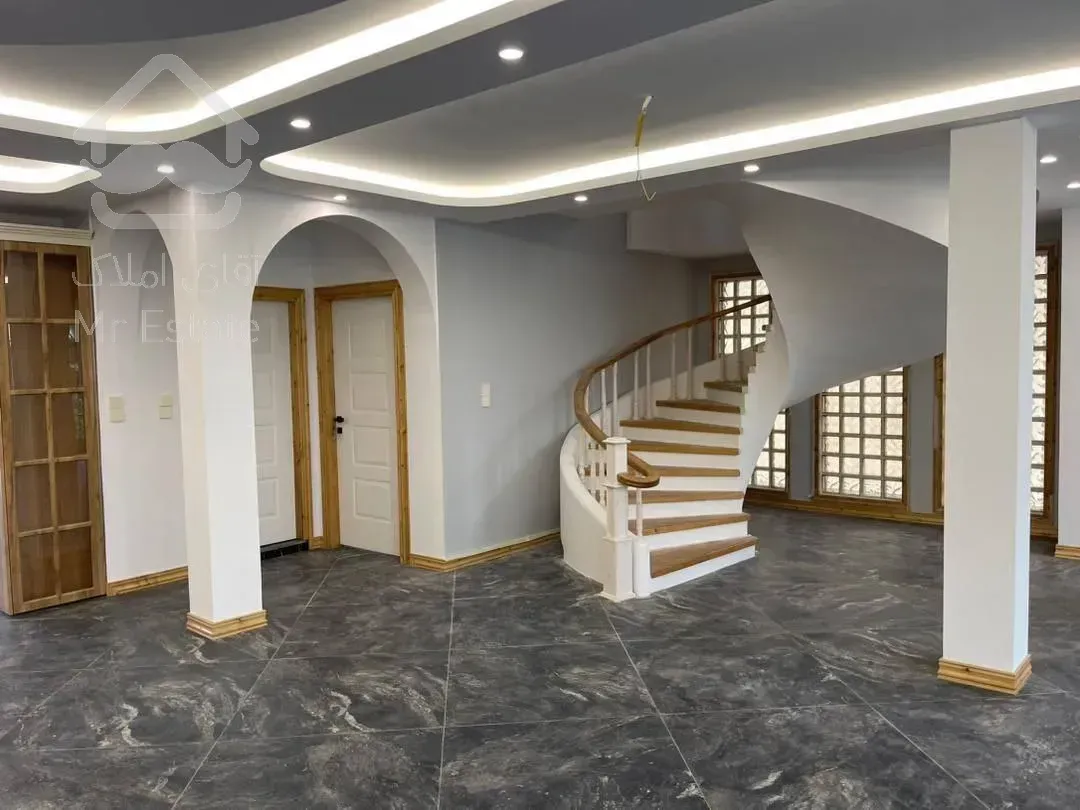 فروش ویلای ۴۰۰ متری ۴ خواب اکازیون متل قو