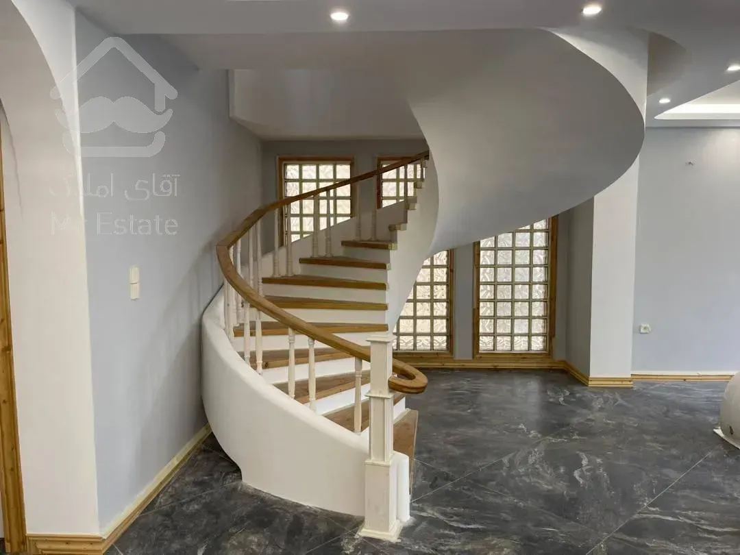 فروش ویلای ۴۰۰ متری ۴ خواب اکازیون متل قو