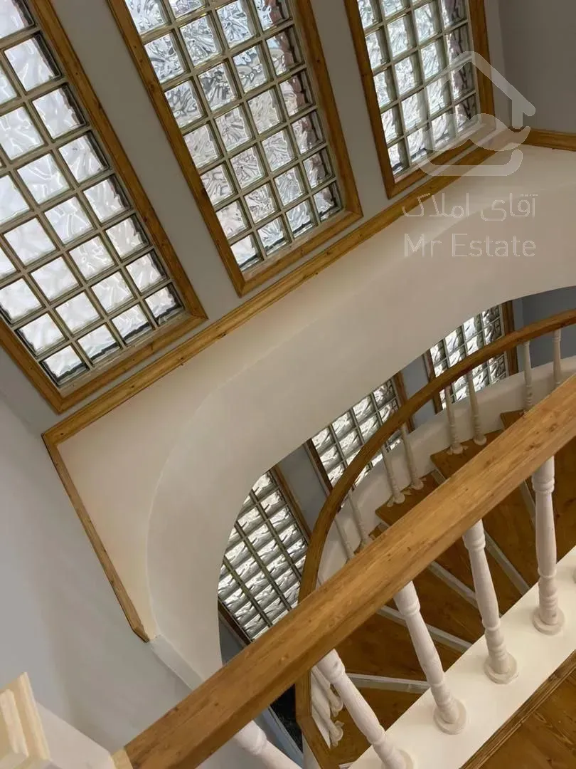 فروش ویلای ۴۰۰ متری ۴ خواب اکازیون متل قو