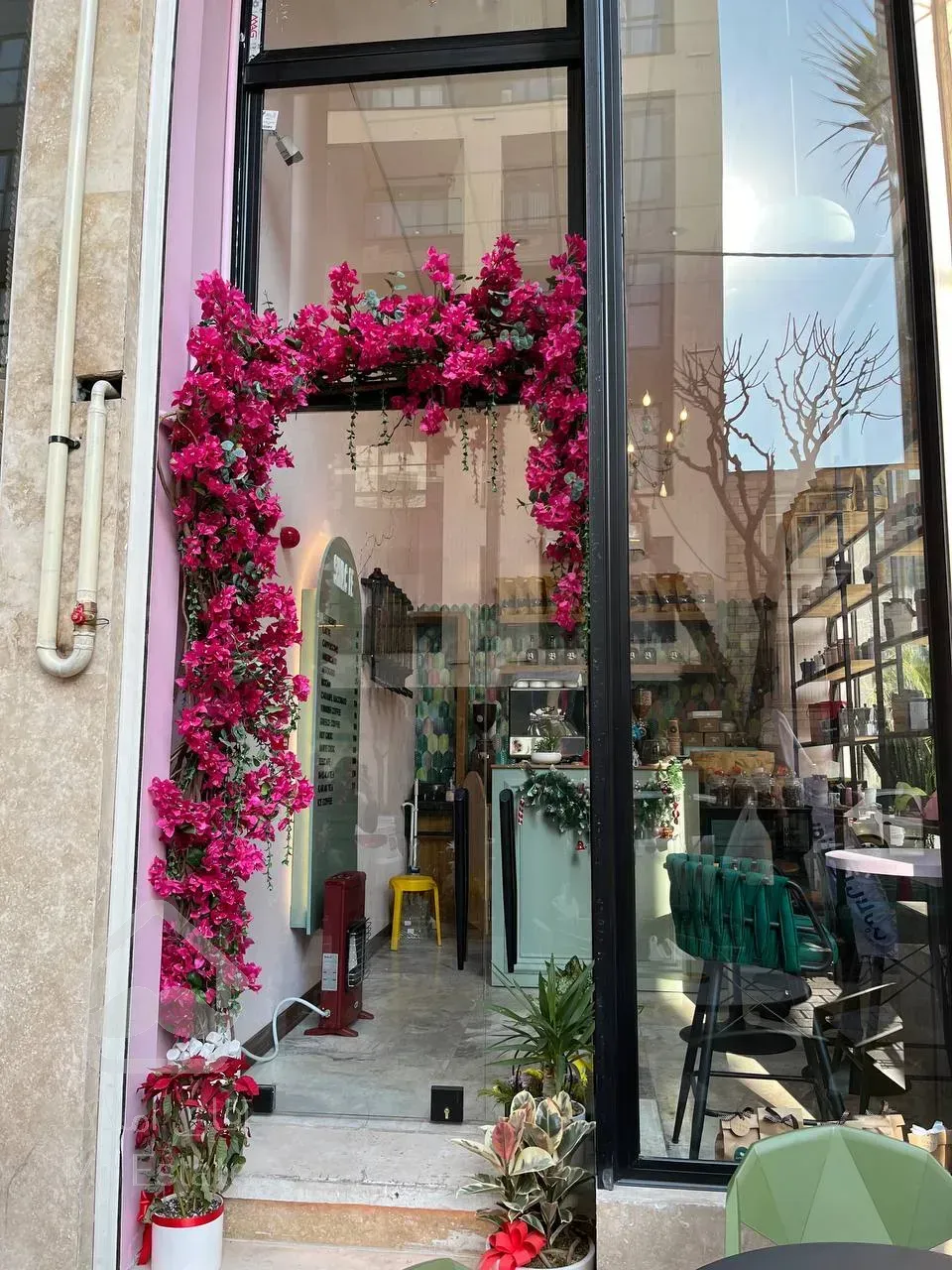 فروش اقساطی واحد تجاری در رونیکا مال/پاخور عالی