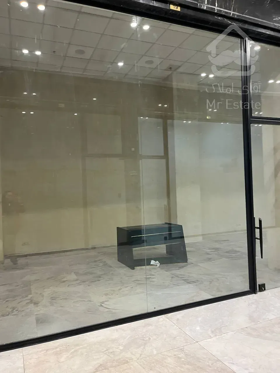 فروش اقساطی واحد تجاری در رونیکا مال/پاخور عالی