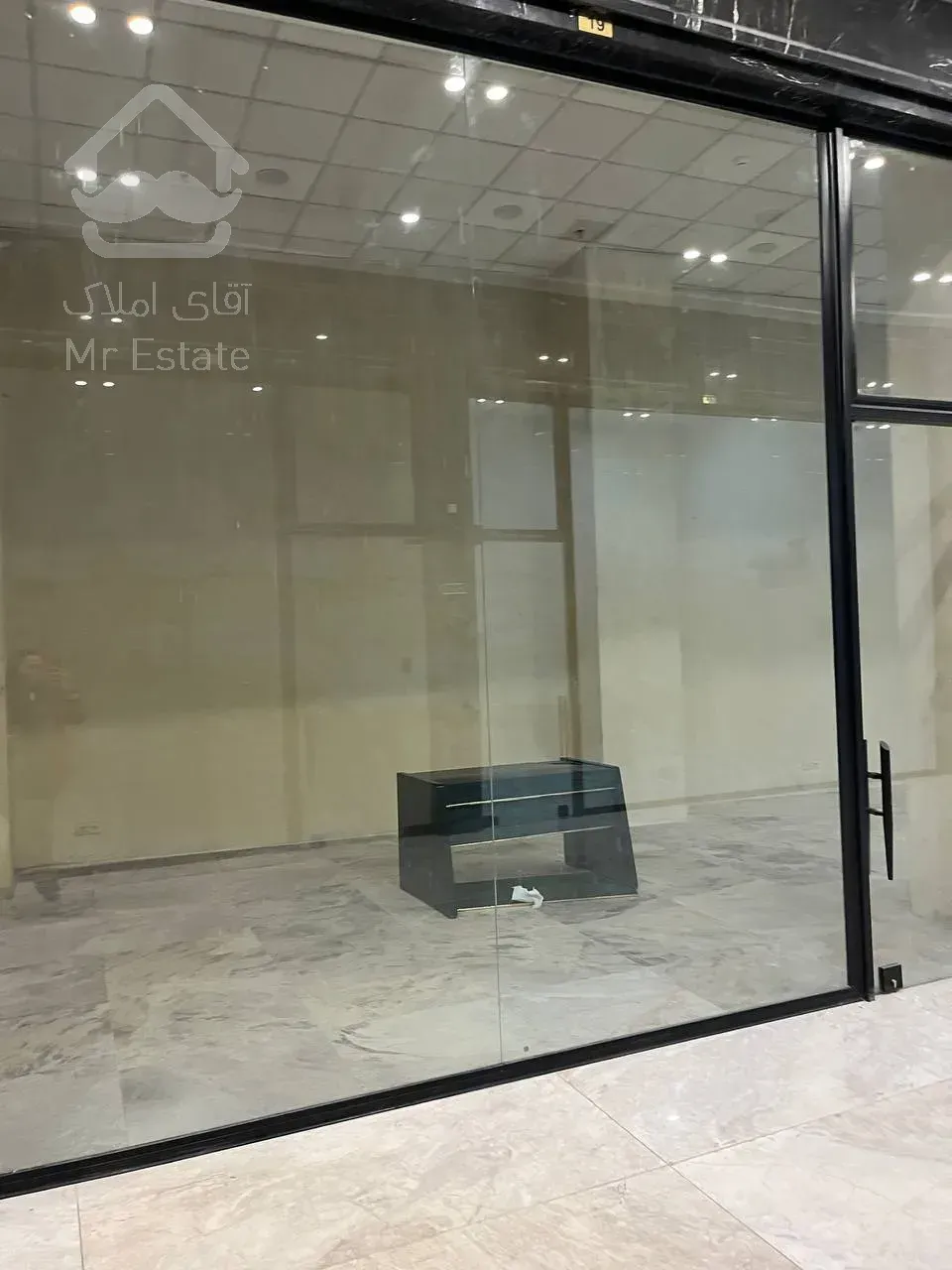 فروش اقساطی واحد تجاری در رونیکا مال/پاخور عالی