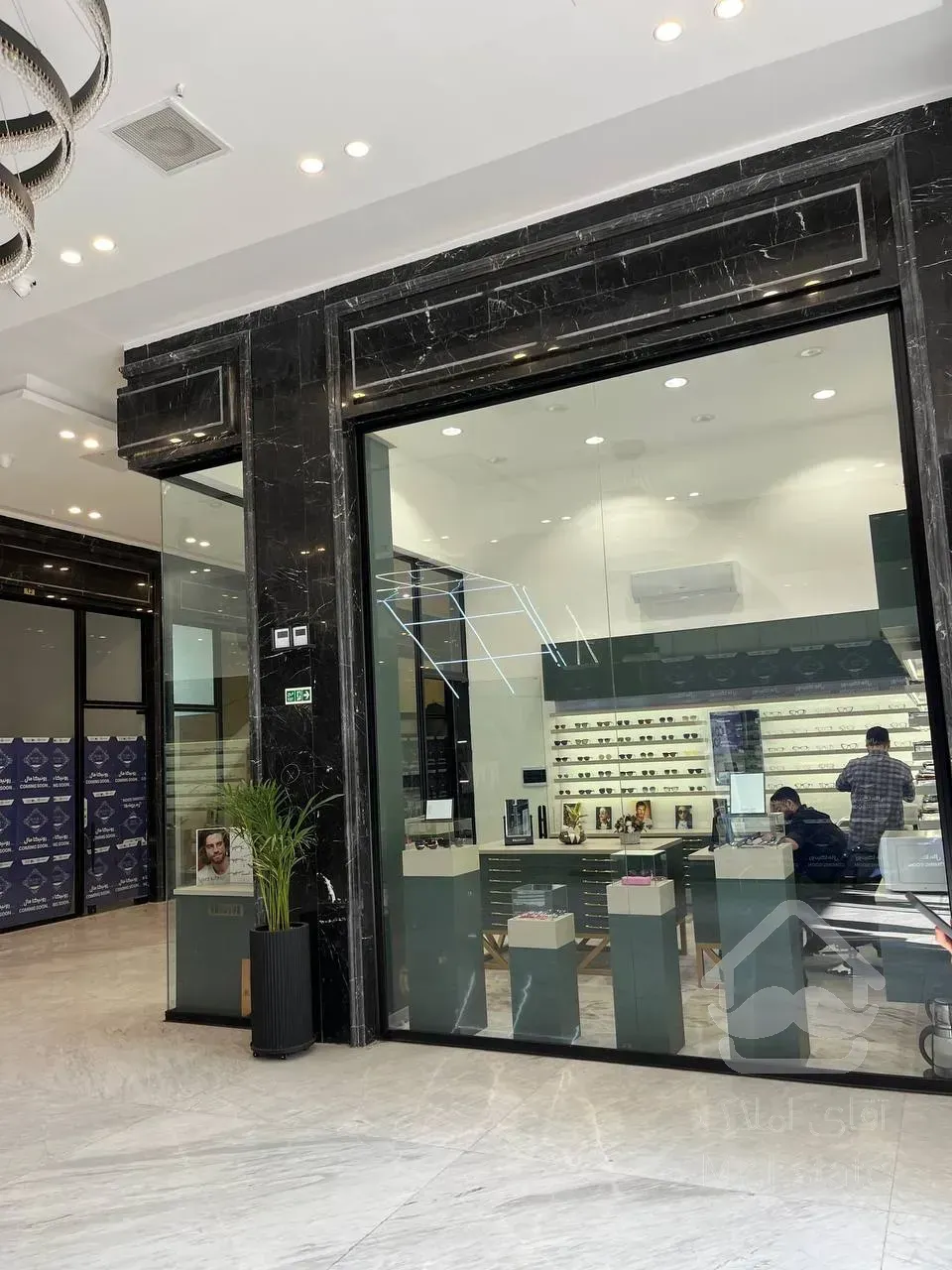 فروش اقساطی واحد تجاری در رونیکا مال/پاخور عالی