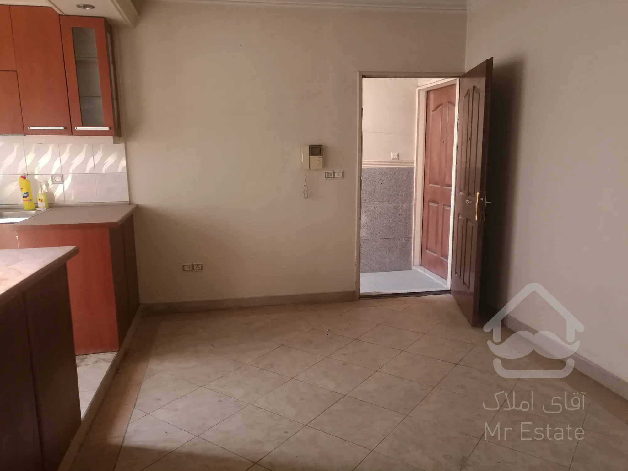 رهن کامل یک دستگاه آپارتمان نقلی اکازیون