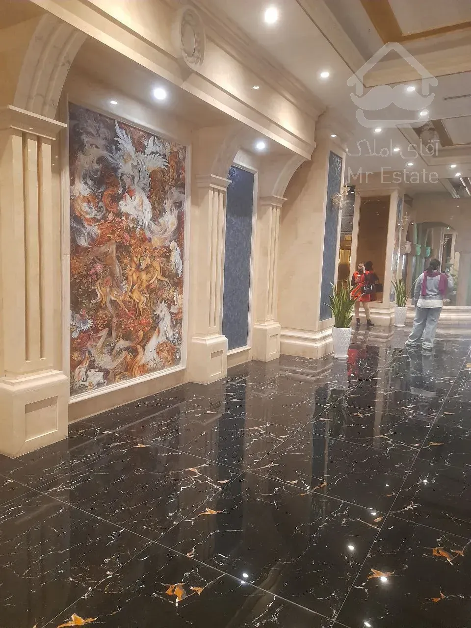 پیش فروش واحد ۱۲۱متری