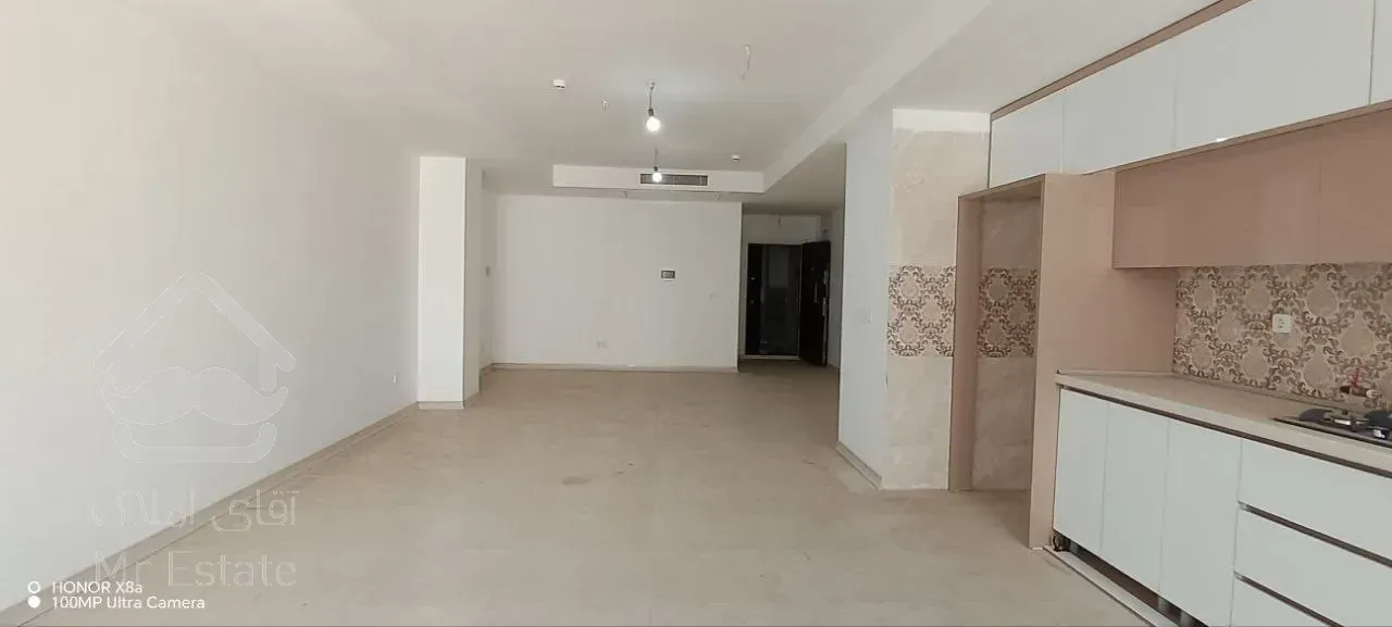 پیش فروش آپارتمان ۱۳۵متر دو خواب سالن بزرگ چیتکر