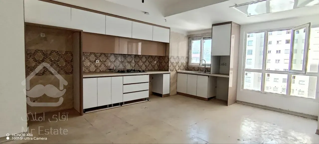 پیش فروش آپارتمان ۱۳۵متر دو خواب سالن بزرگ چیتکر