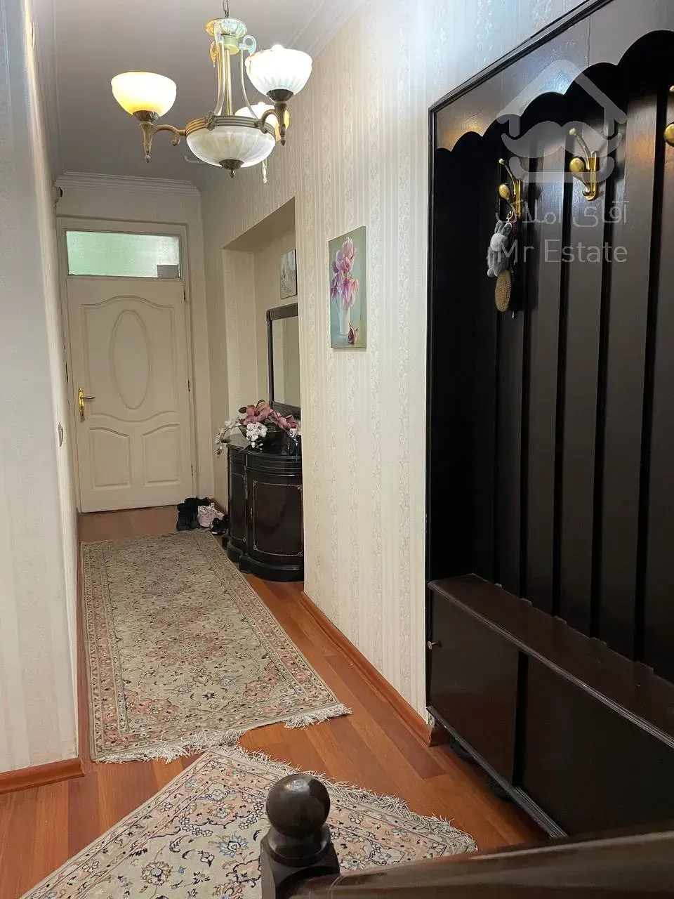 108 متر بروجردی