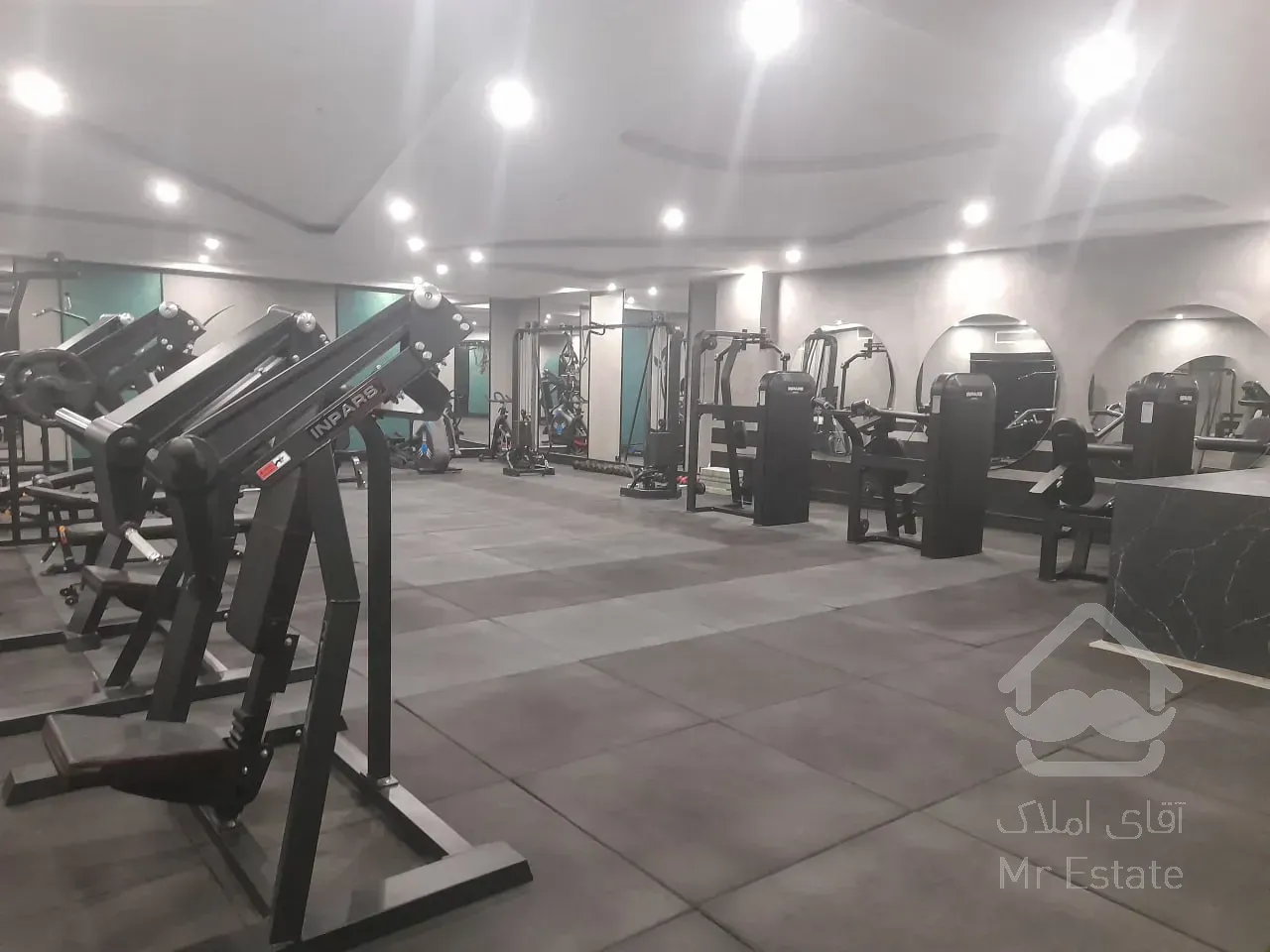 فروش واحد ۱۱۰ متر رونیکاپالاس در بلوارارتش