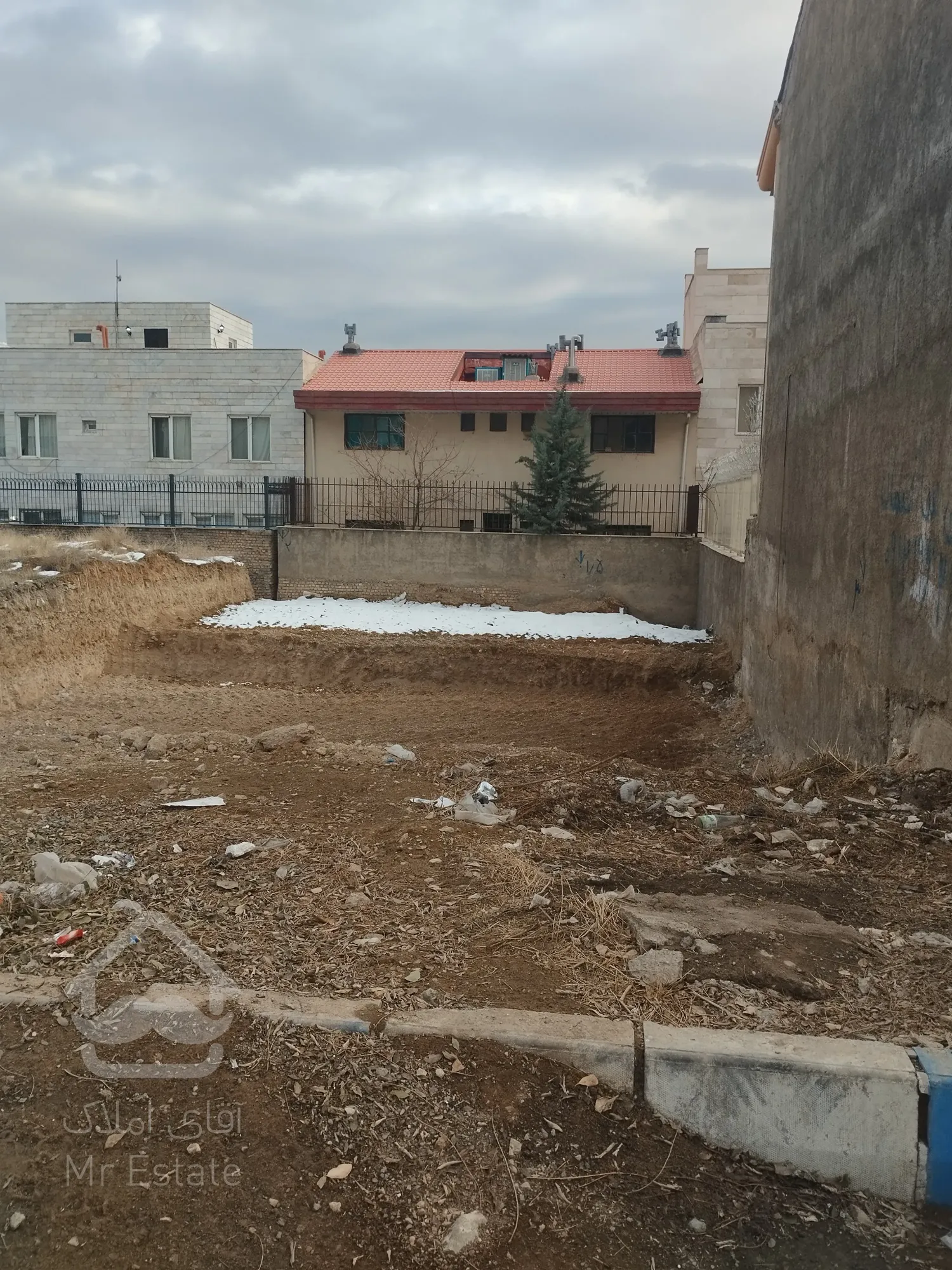 زمین 300متری فاز3راه و ترابری