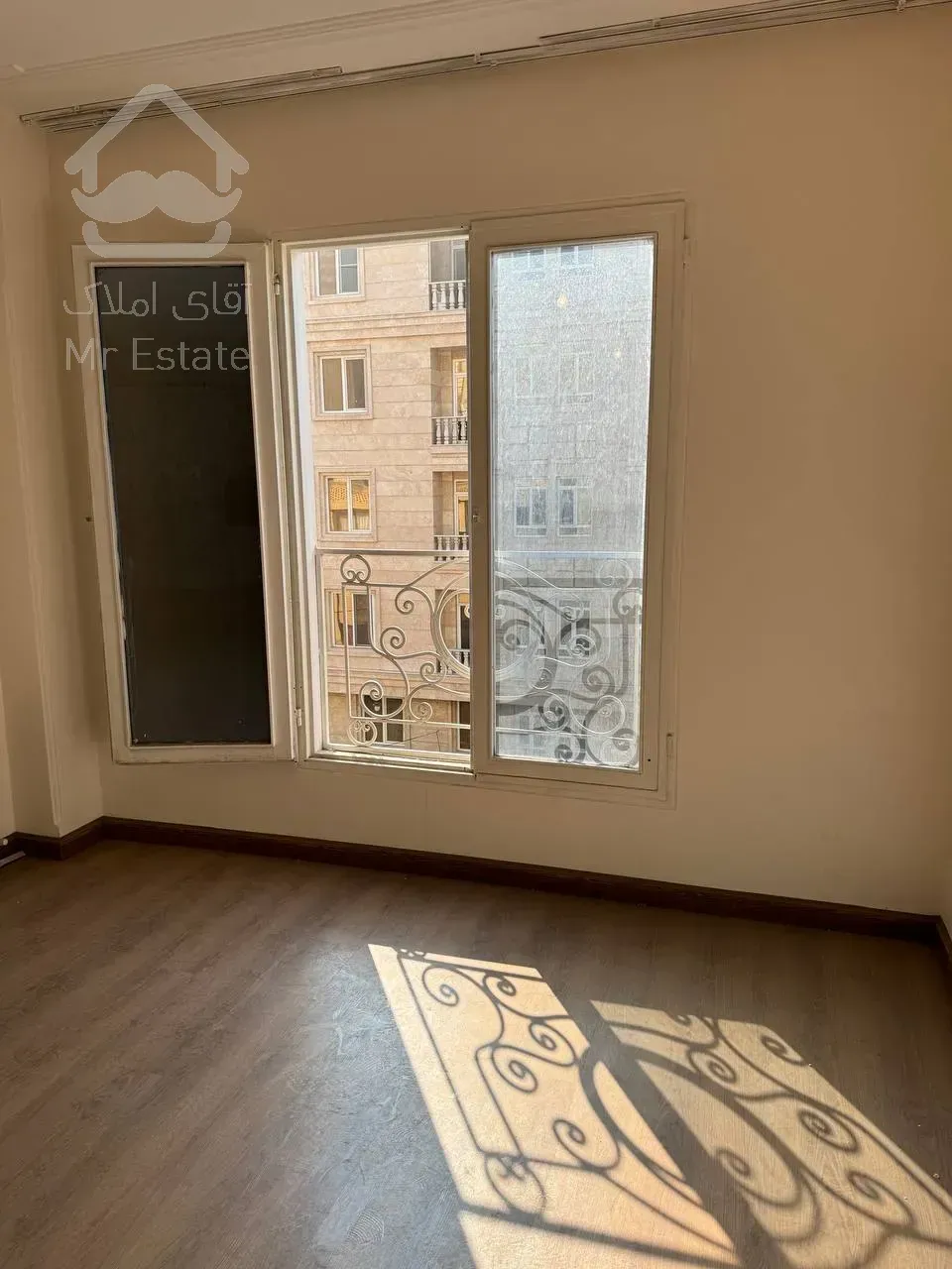 فروش واحد مسکونی فول امکانات در سازمان برنامه مرکزی