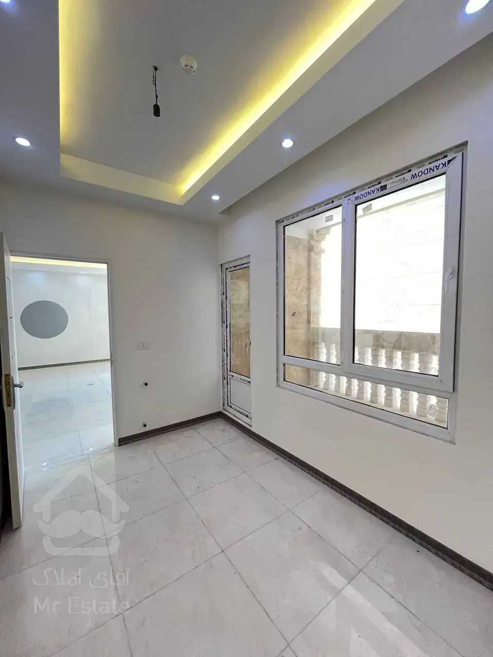 فروش آپارتمان ۹۰ متری دو خواب کلید نخورده اندیشه فاز یک