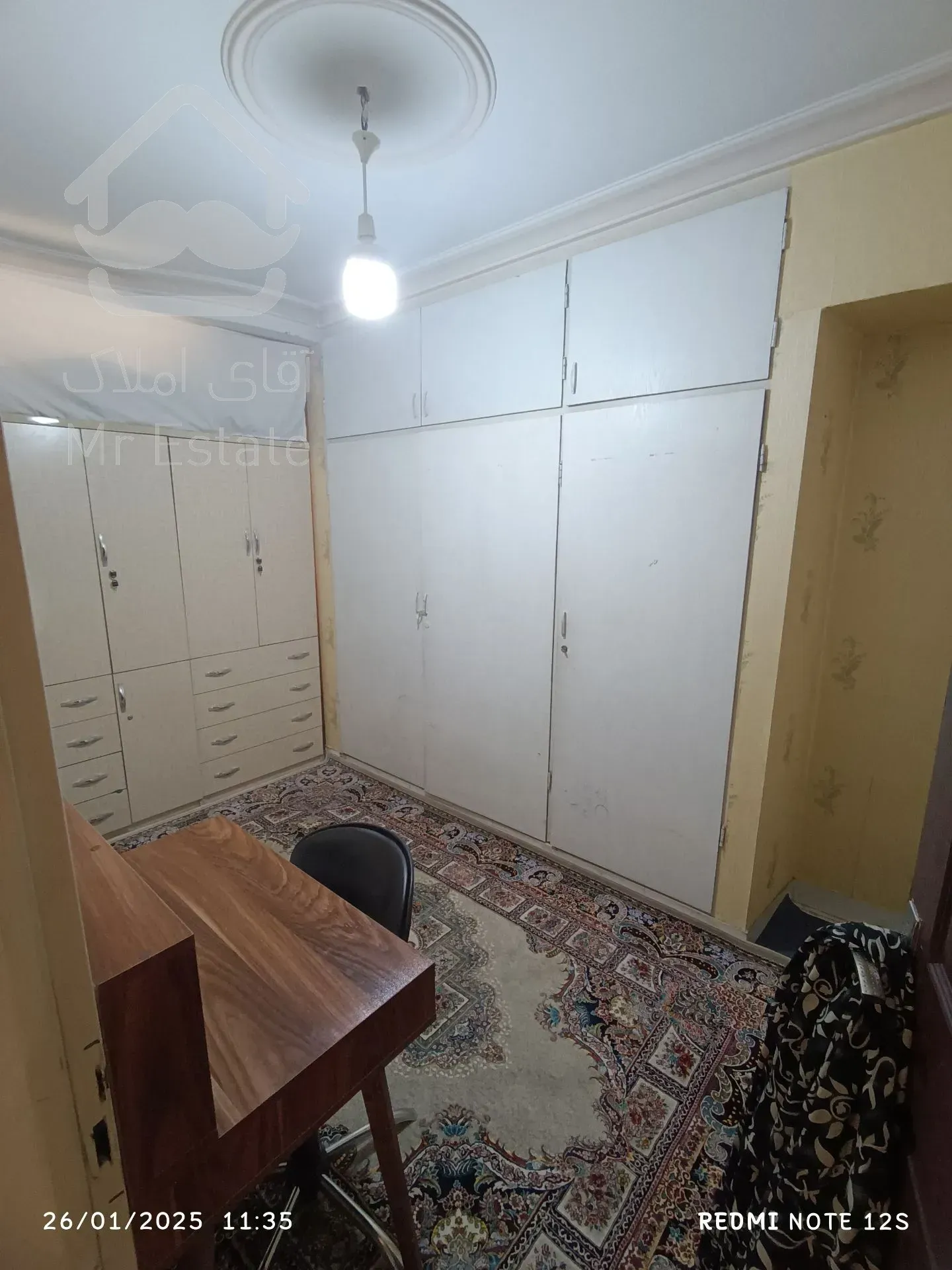 خانه واقع در افسریه تک واحدی ۴طبقه