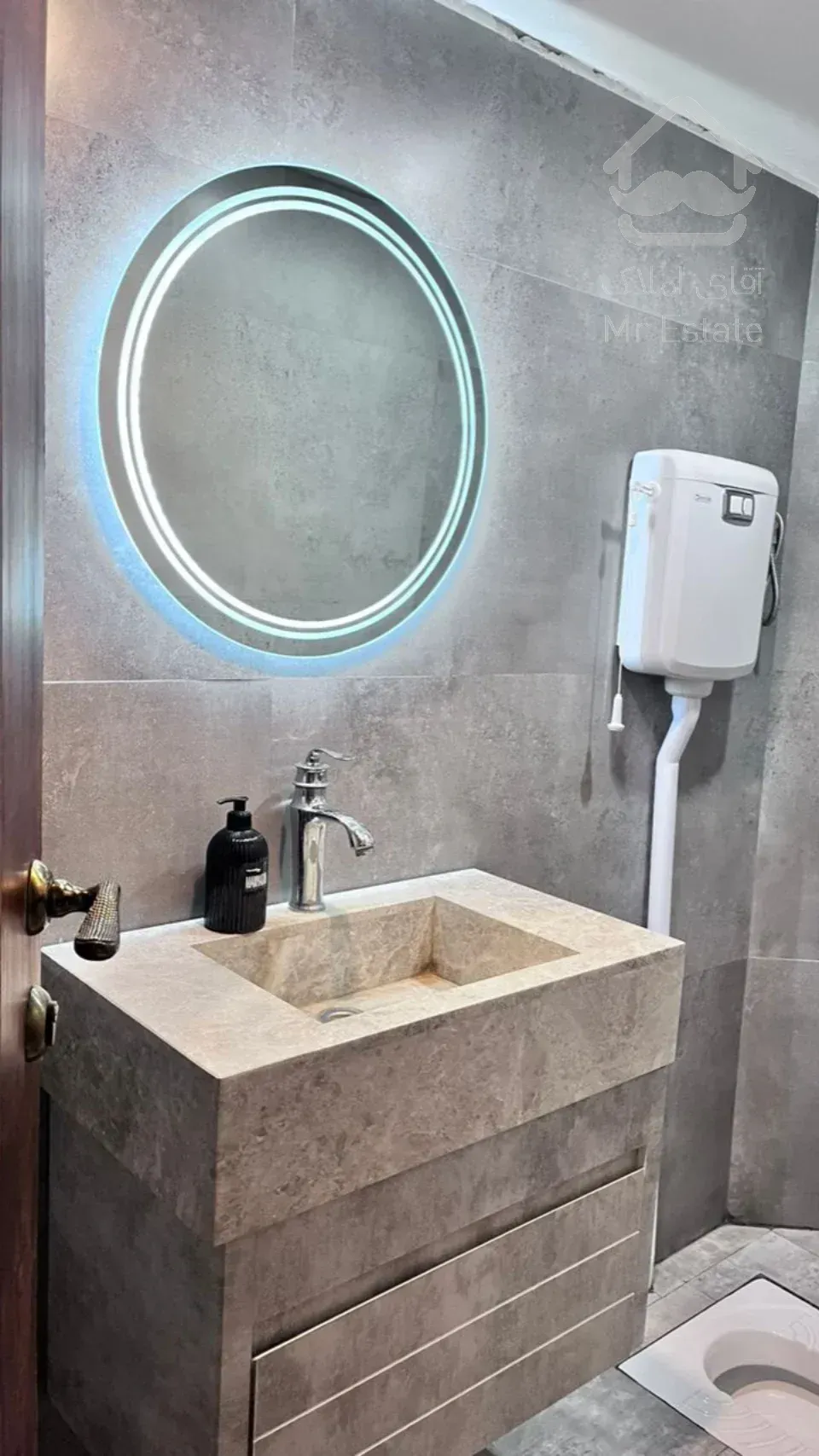 آپارتمان ۹۸متری بسیار تمیز