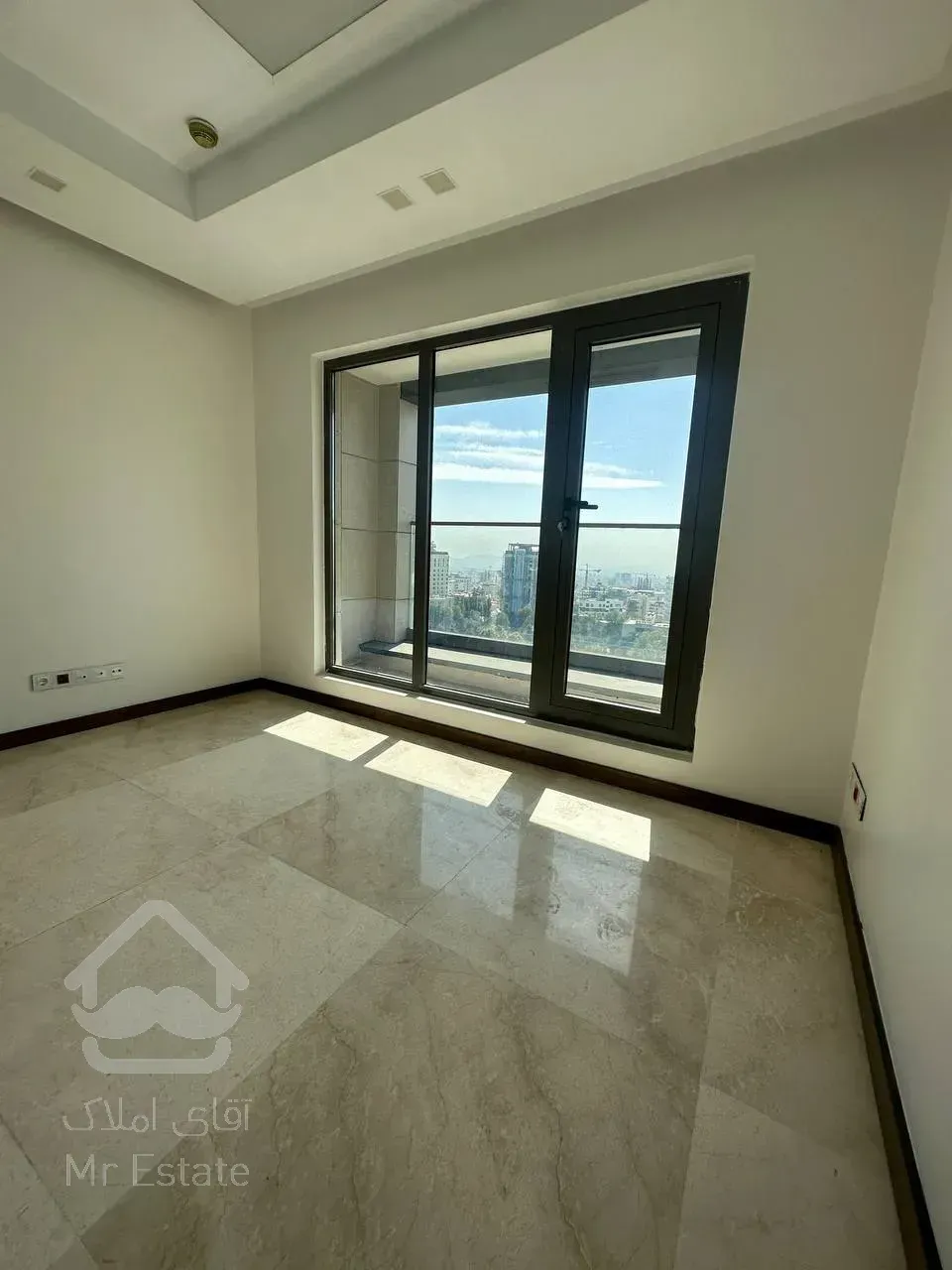 اجاره آپارتمان 70متری نیاوران غرق نور