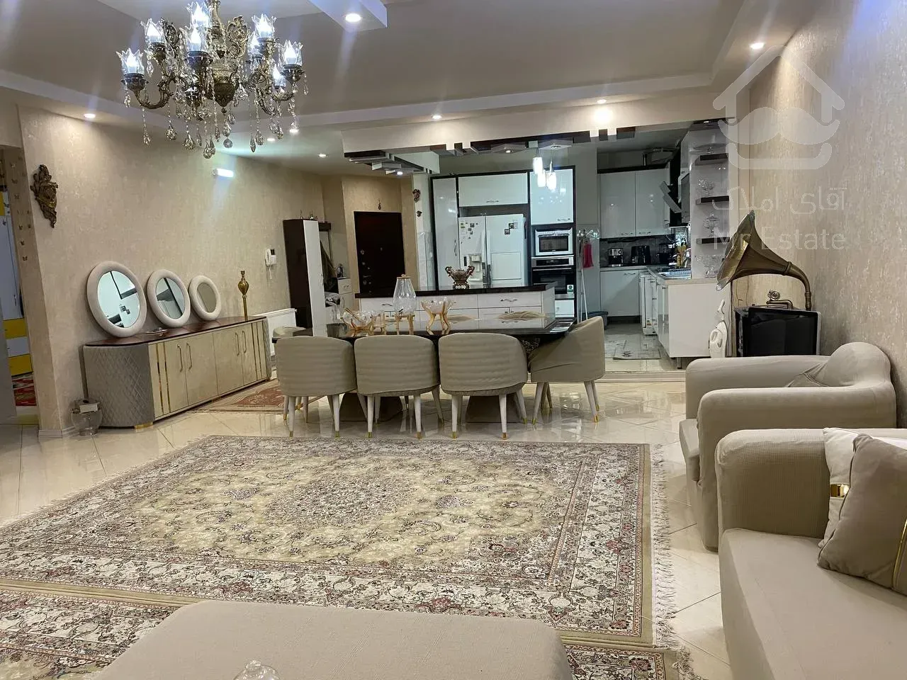 فروش آپارتمان ۱۳۰ متری در سرافرازان ۲۵