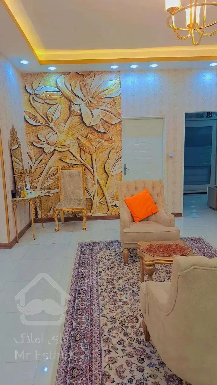 منزل ۳۱۲ متری دو طبقه لاکچری تاج گذاری