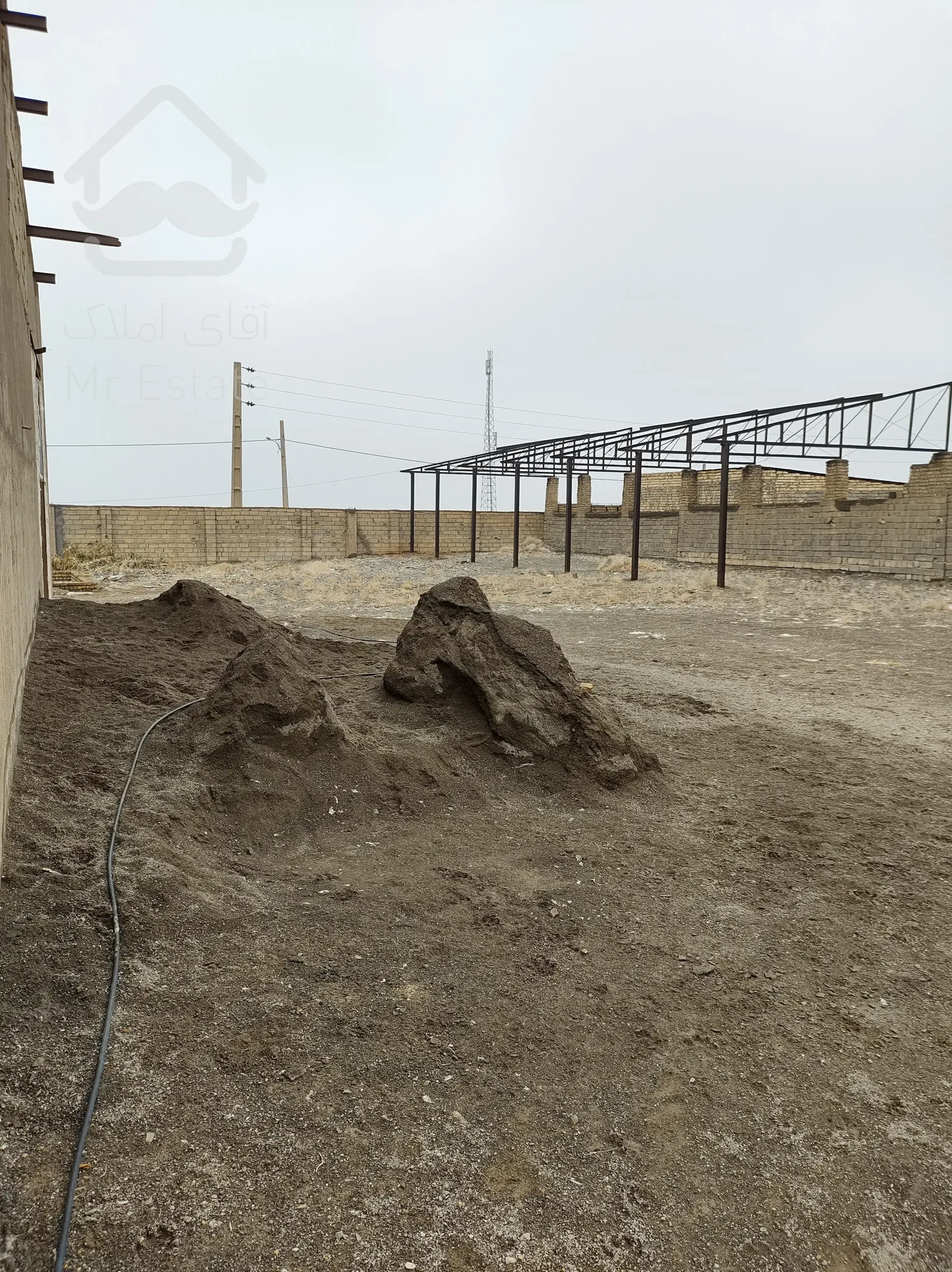 فروش ۲۰۰۰ متر زمین صنعتی