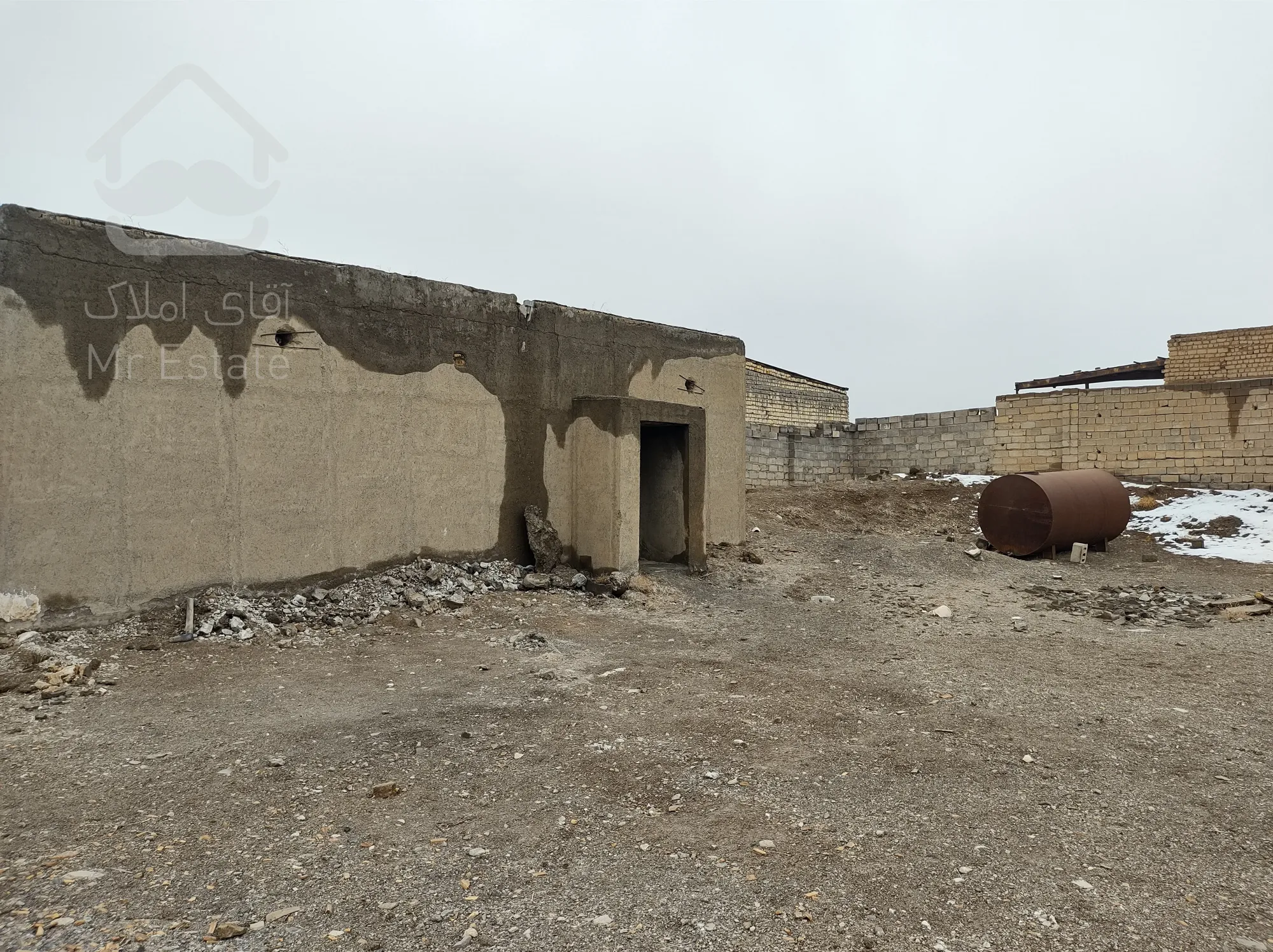 فروش ۲۰۰۰ متر زمین صنعتی