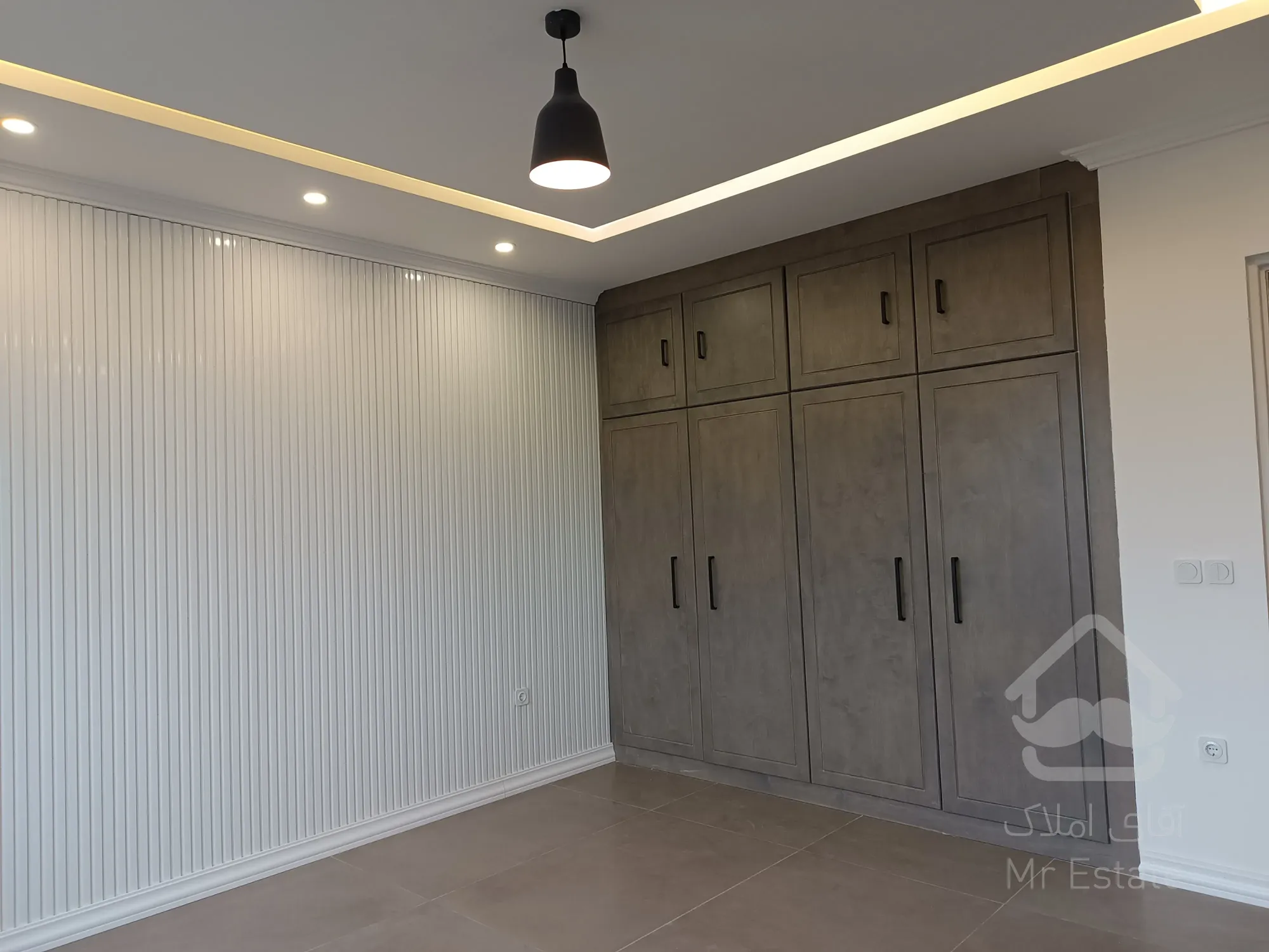 فروش آپارتمان ۱۲۵ متری بر پارک اخترکاویان