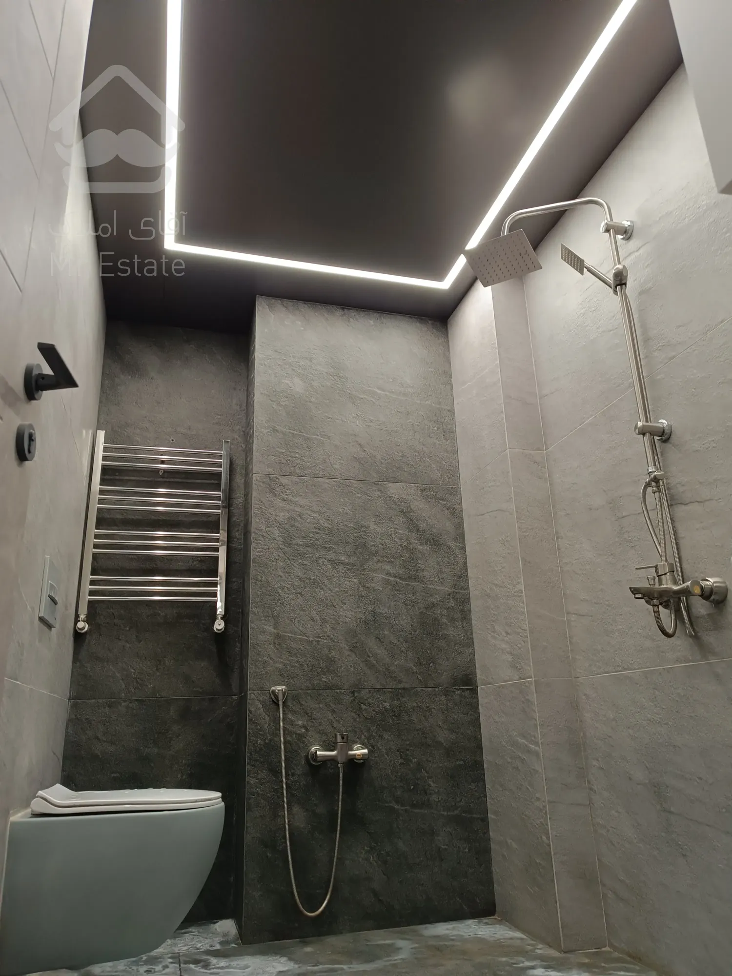 فروش آپارتمان ۱۲۵ متری بر پارک اخترکاویان