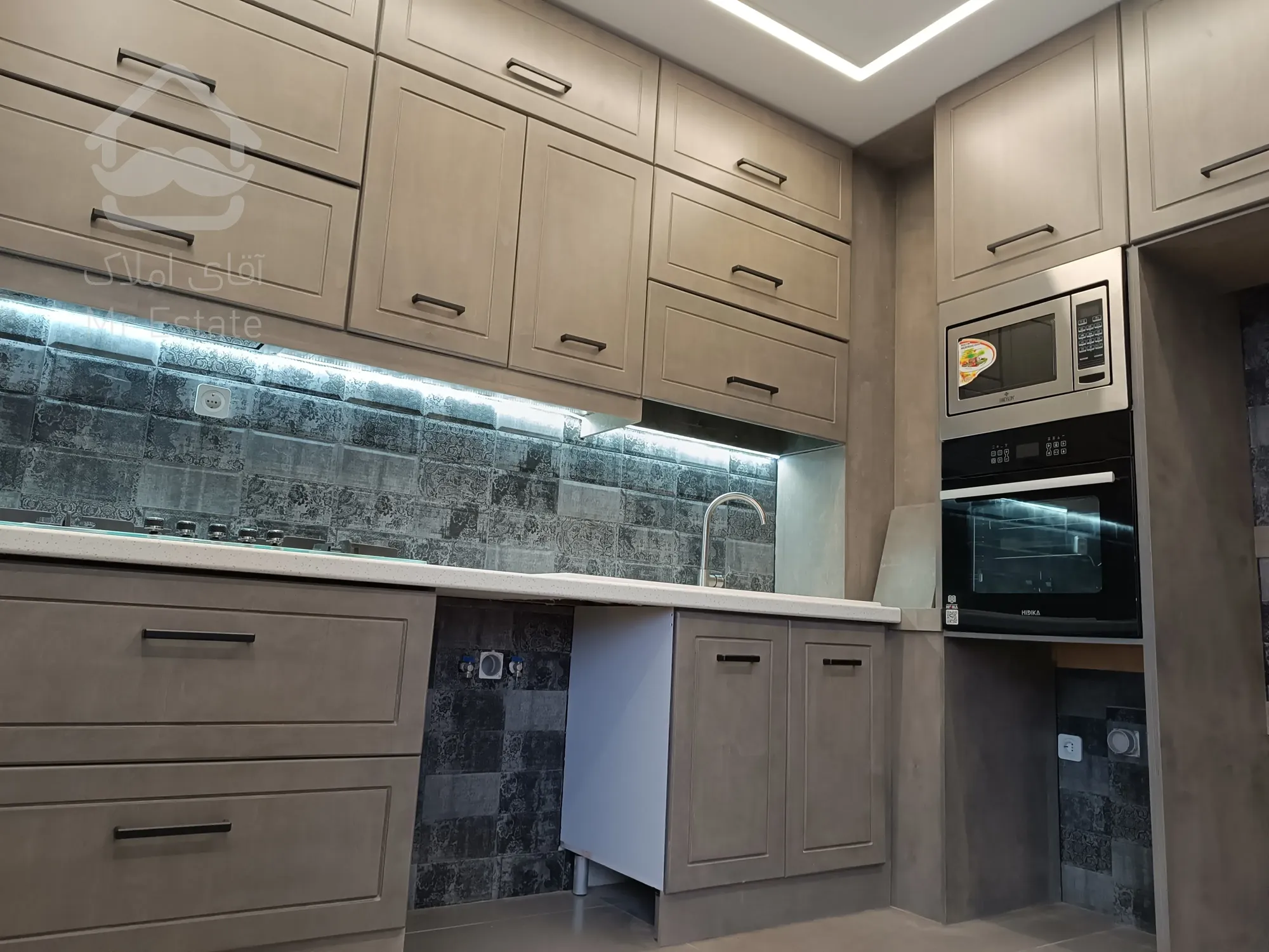 فروش آپارتمان ۱۲۵ متری بر پارک اخترکاویان