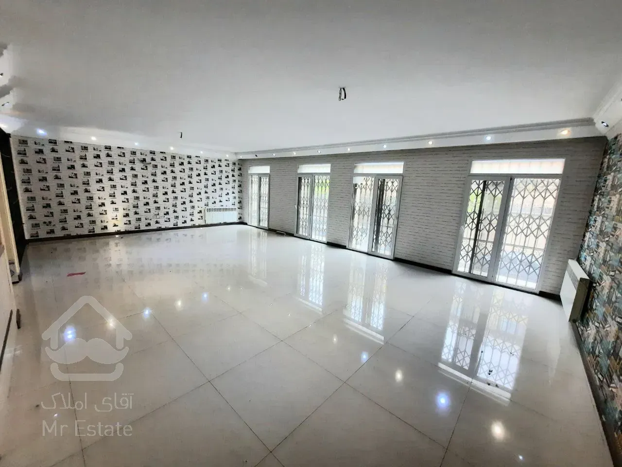 فروش ۲۴۰متر ۱۴۰متر قدرالسهم