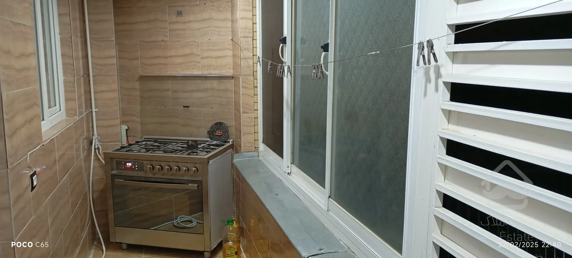 آپارتمان ۱۴۰ متری خ موعود جنوبی