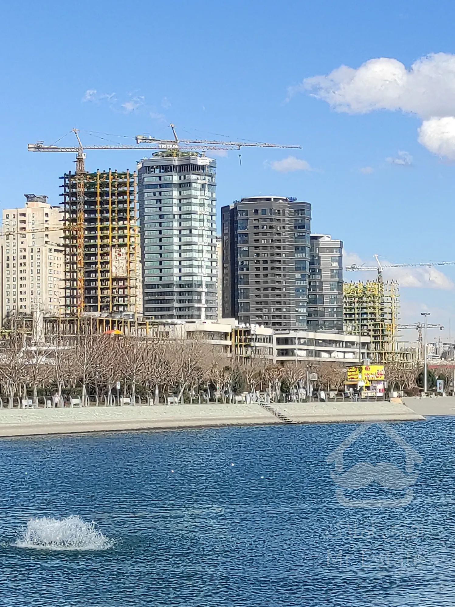 آپارتمان ۱۳۳متری لوکس تهاتر با خودرو در منطقه ۲۲