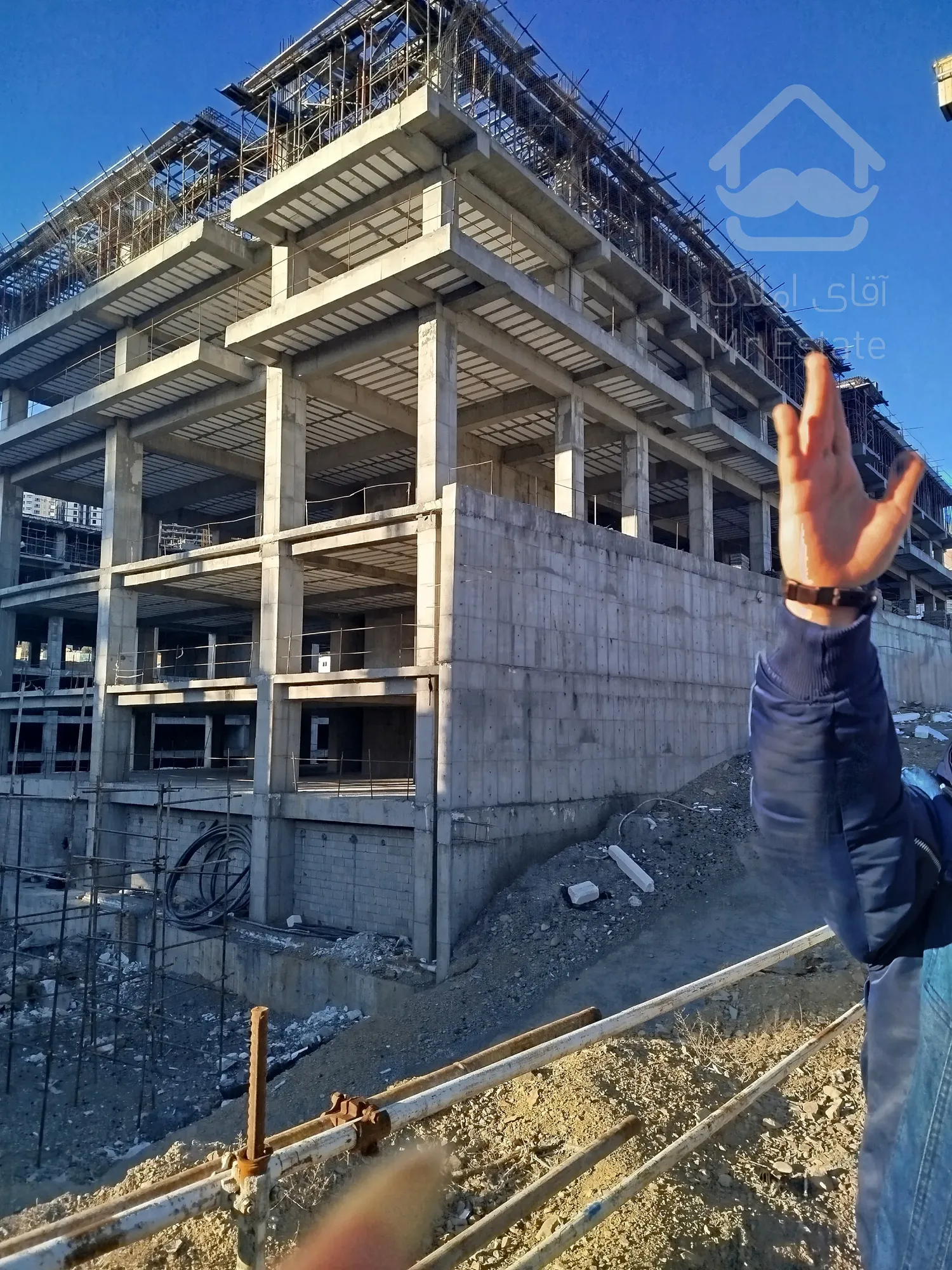 ۱۰۰ متری لوکس سند تک برگ دوخوابه چیتگر