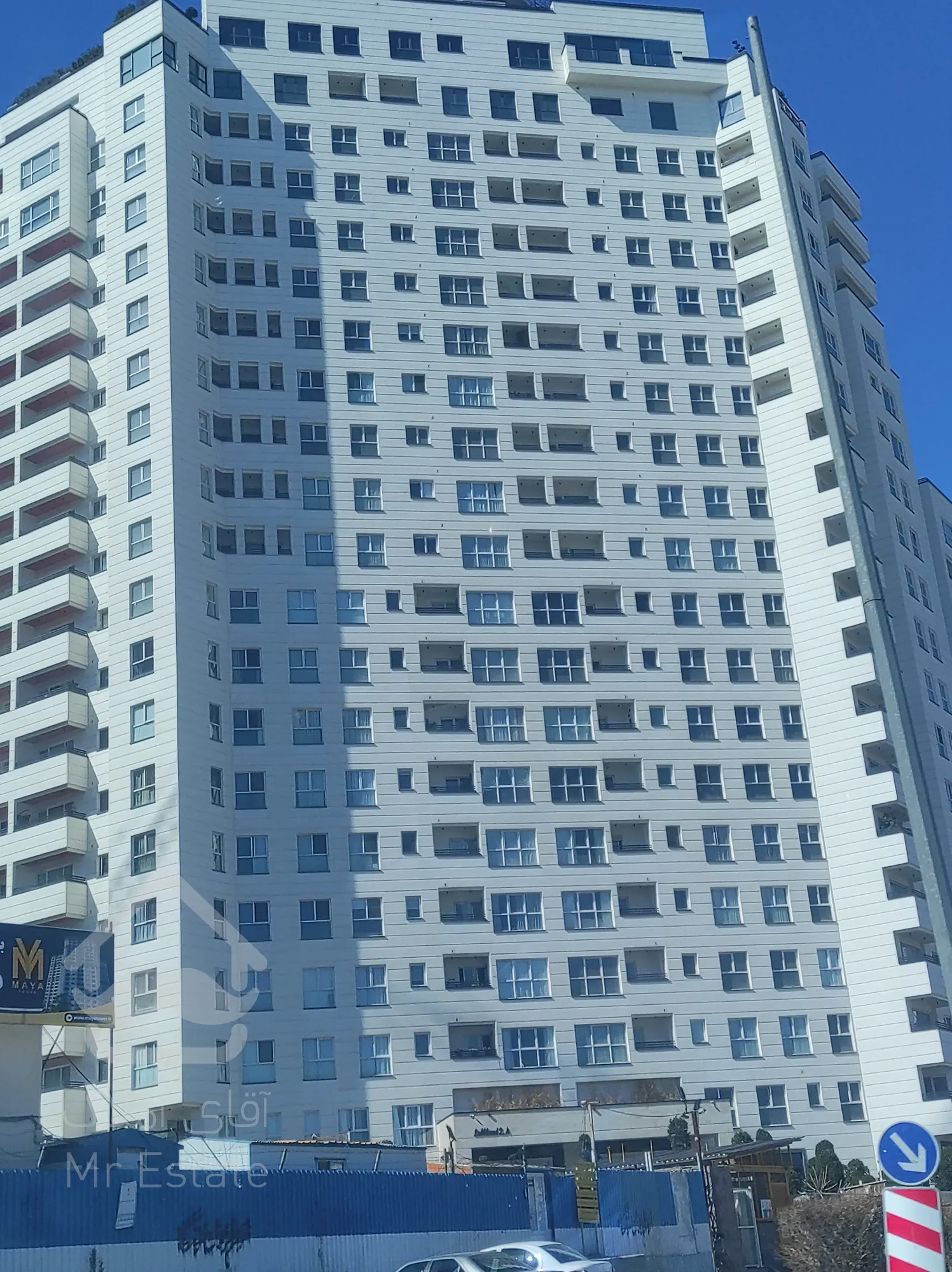 واحد ۱۲۰متری در منطقه ۲۲ فول امکانات سند تک برگ