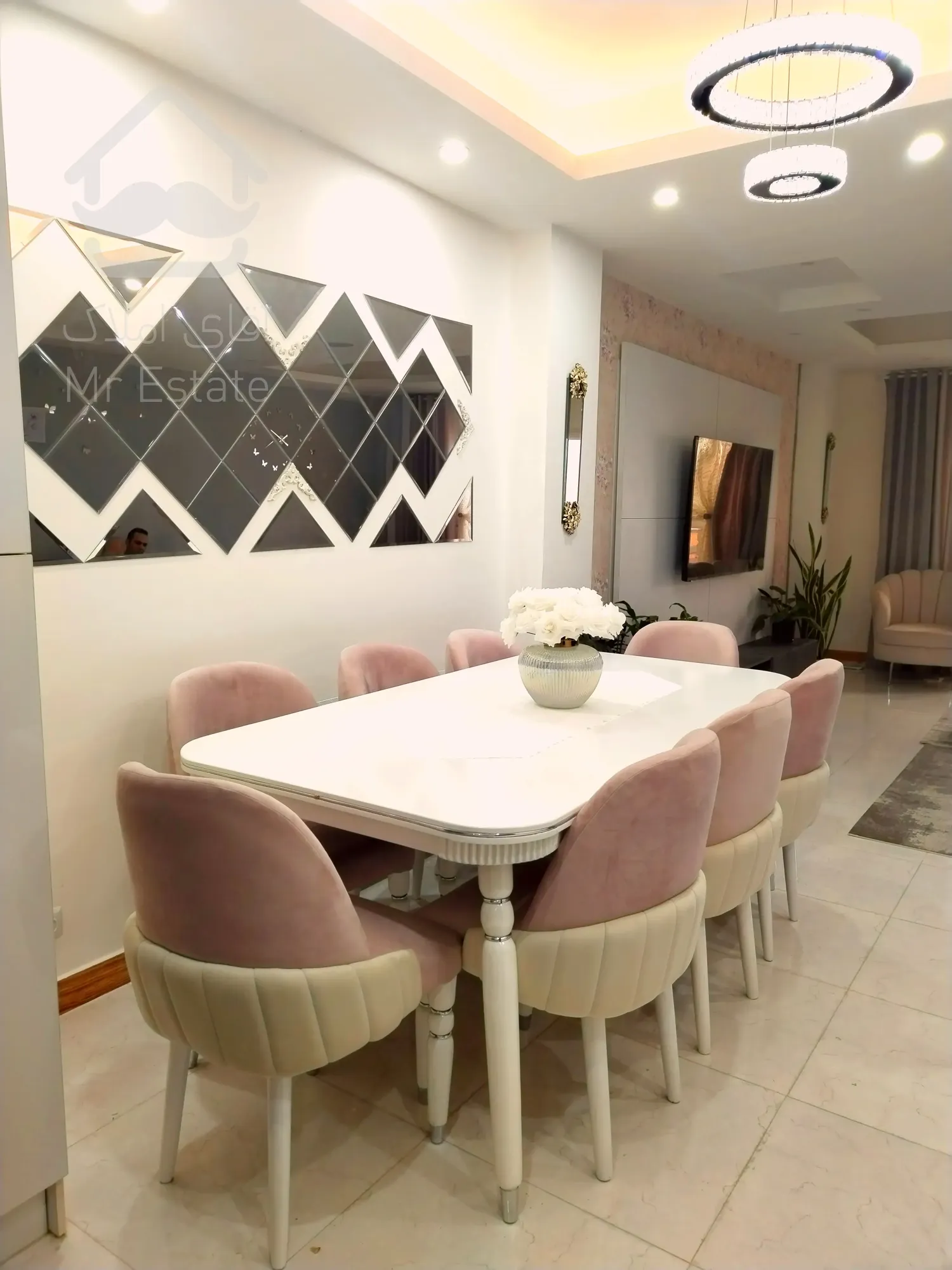 آپارتمان 135متری3خواب طبقه6 ویو ابدی و غرق در نور