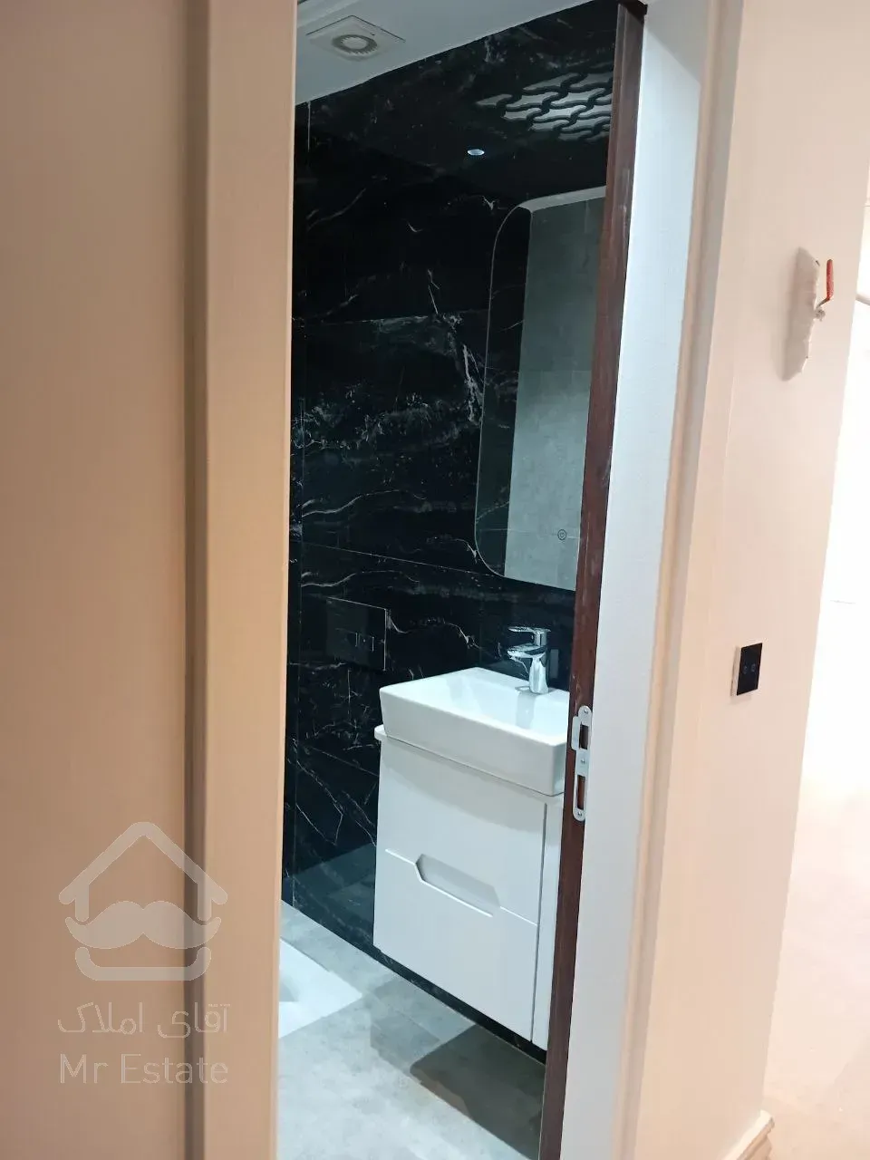 رهن و اجاره واحد ۸۰ متری شهرک غرب