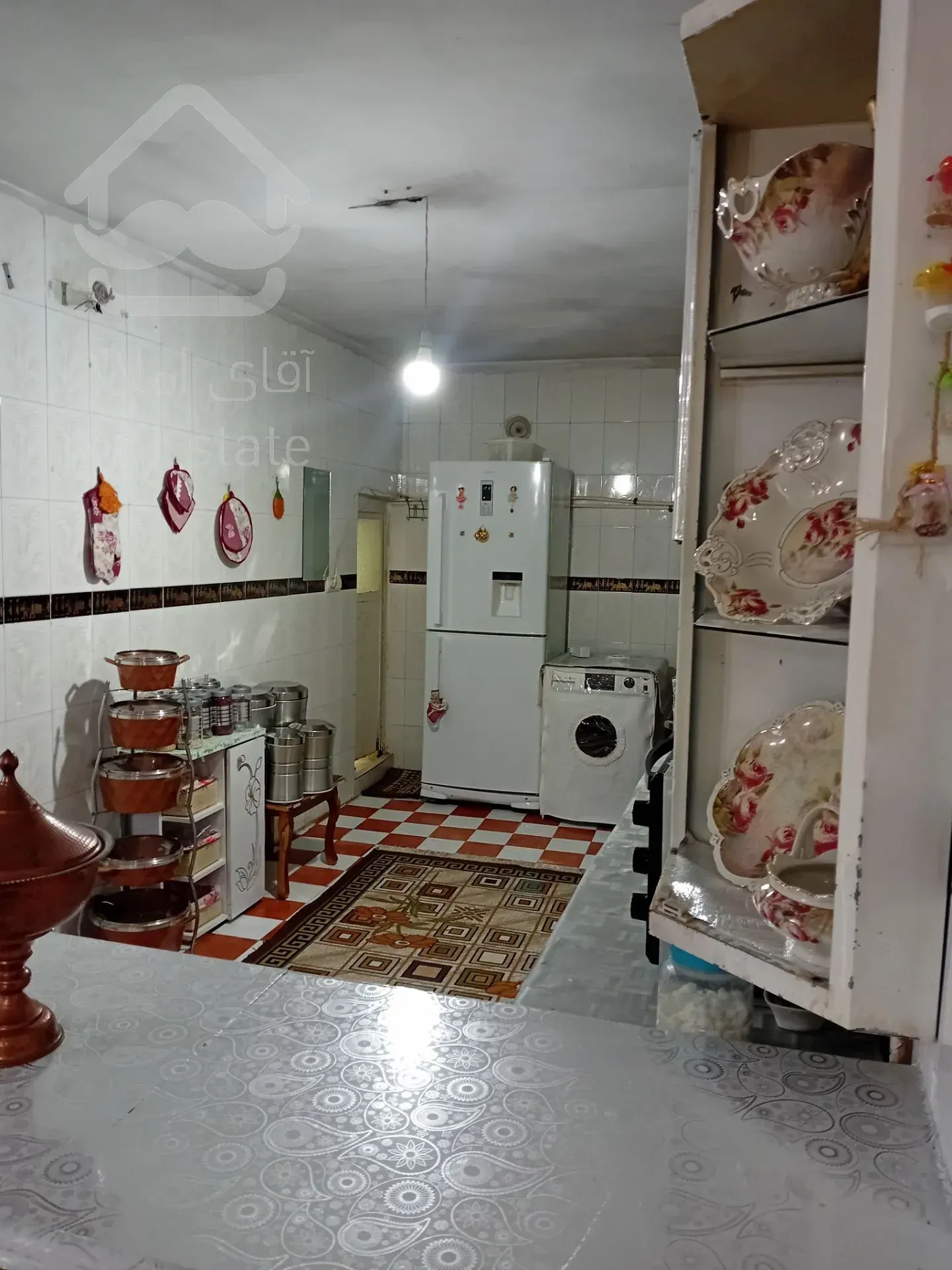 اپارتمان همکف طبرسی 38طباطبایی 19پلاک 20