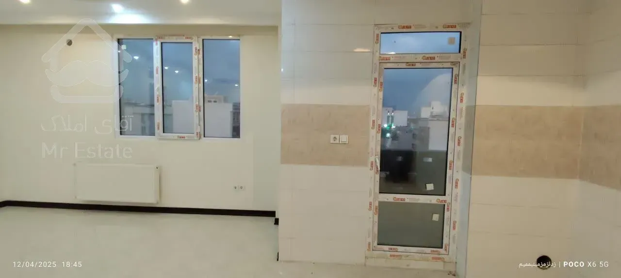 خانه در خیابان ایران