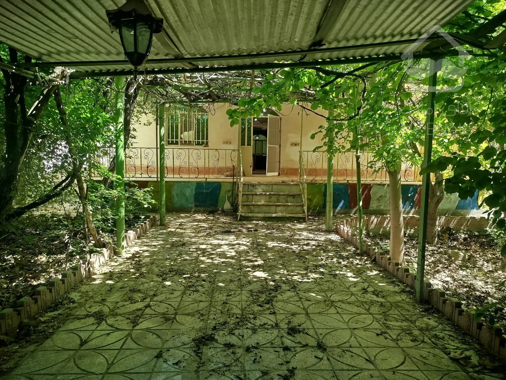 خانه باغ ۶۰۰متری