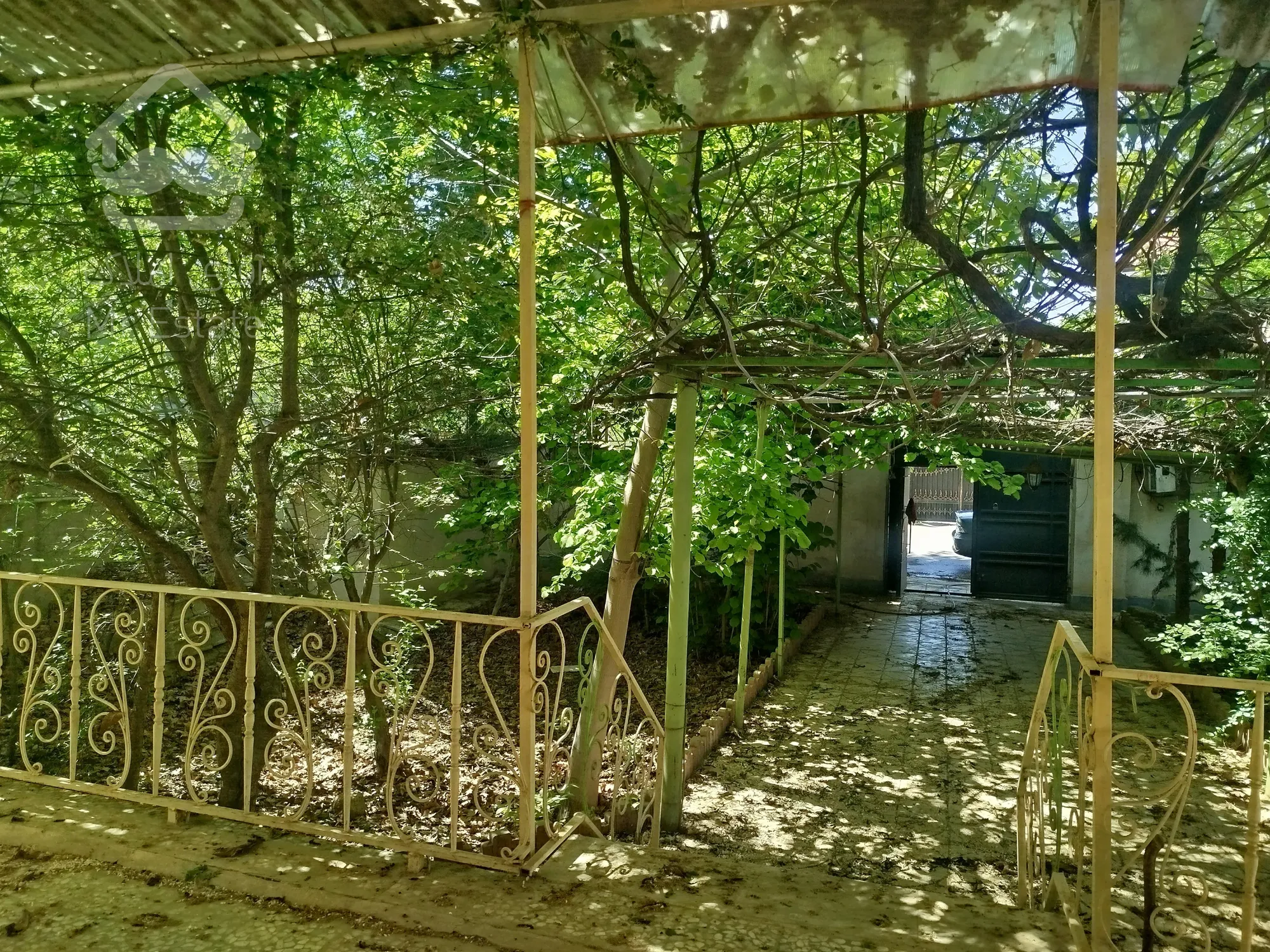 خانه باغ ۶۰۰متری