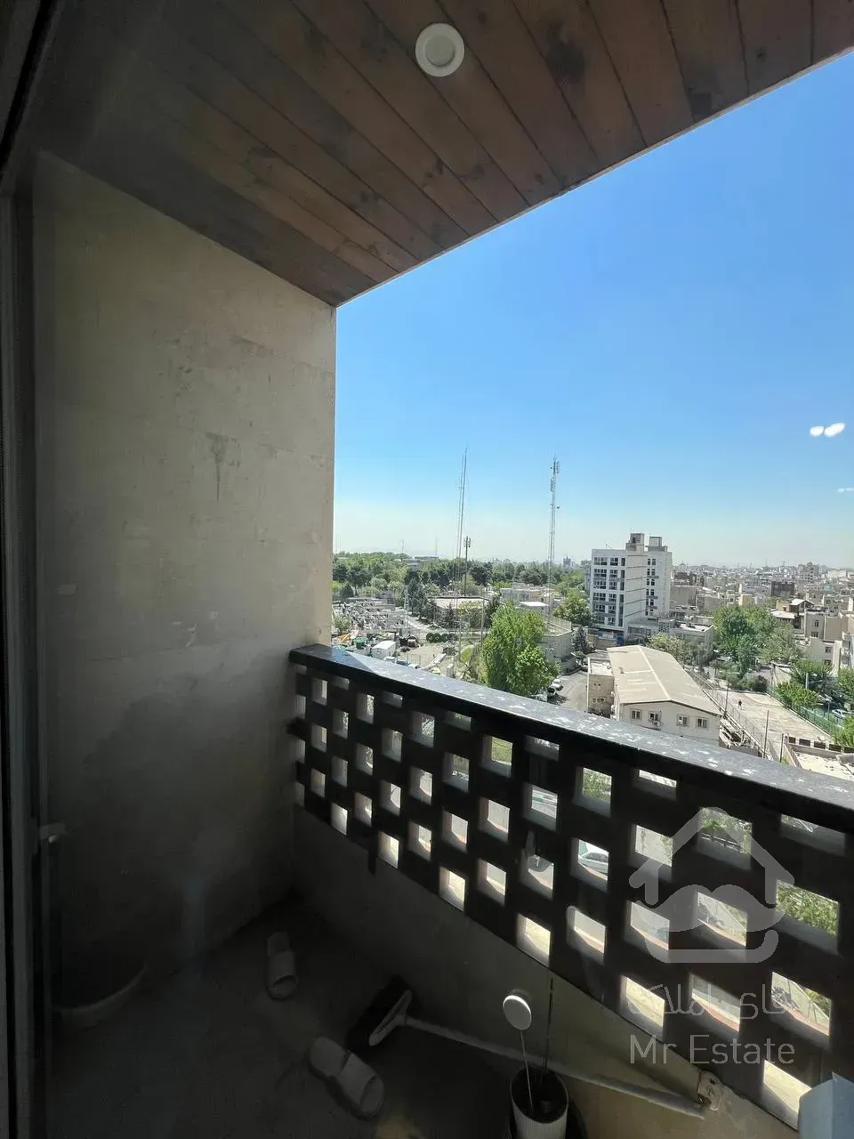 فروش آپارتمان ۲۳۰ متر در بهترین طبقه برج