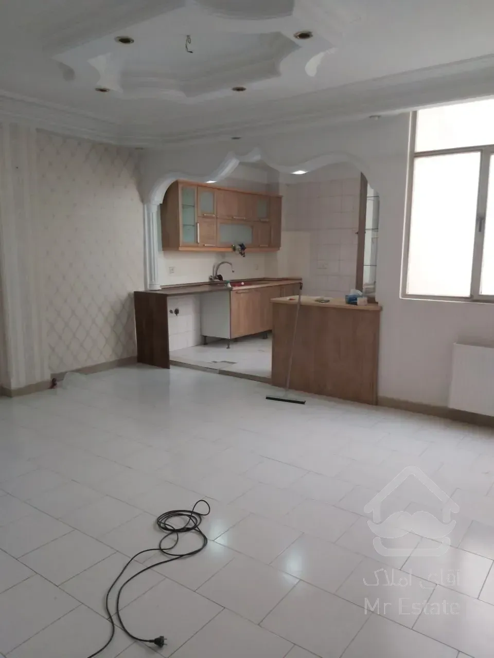 ۷۰ متری ۲ خوابه فکوری