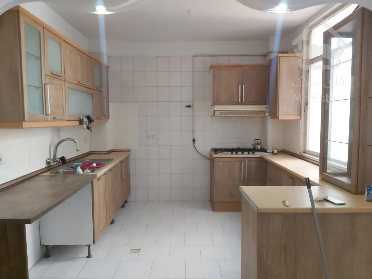 ۷۰ متری ۲ خوابه فکوری