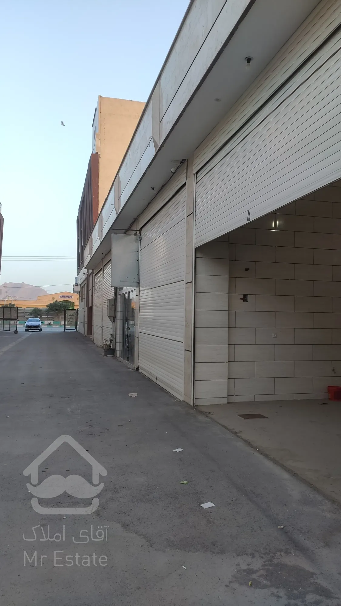فروش واحد تجاری در منطقه صنعتی کرسگان
