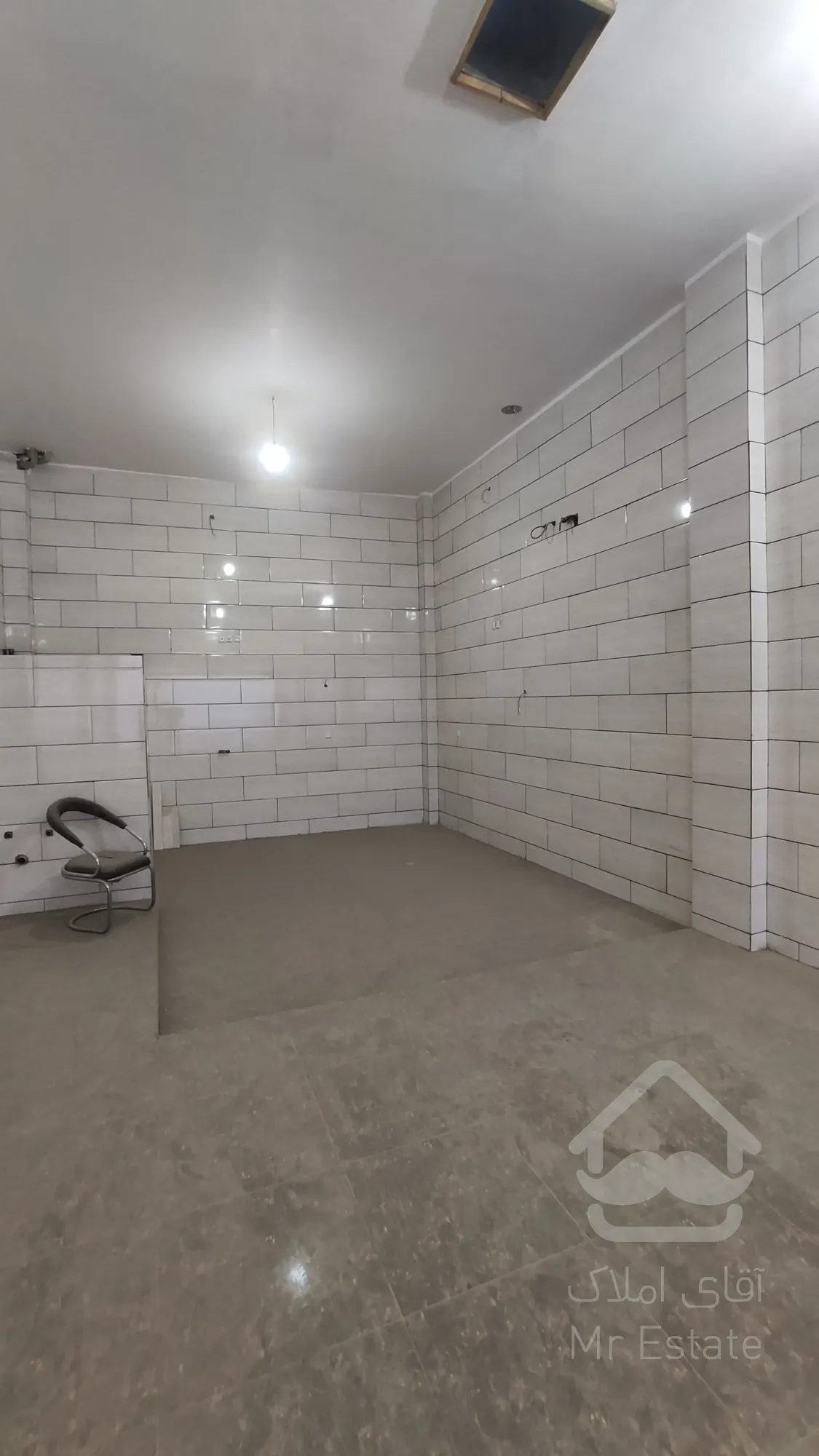 فروش واحد تجاری در منطقه صنعتی کرسگان